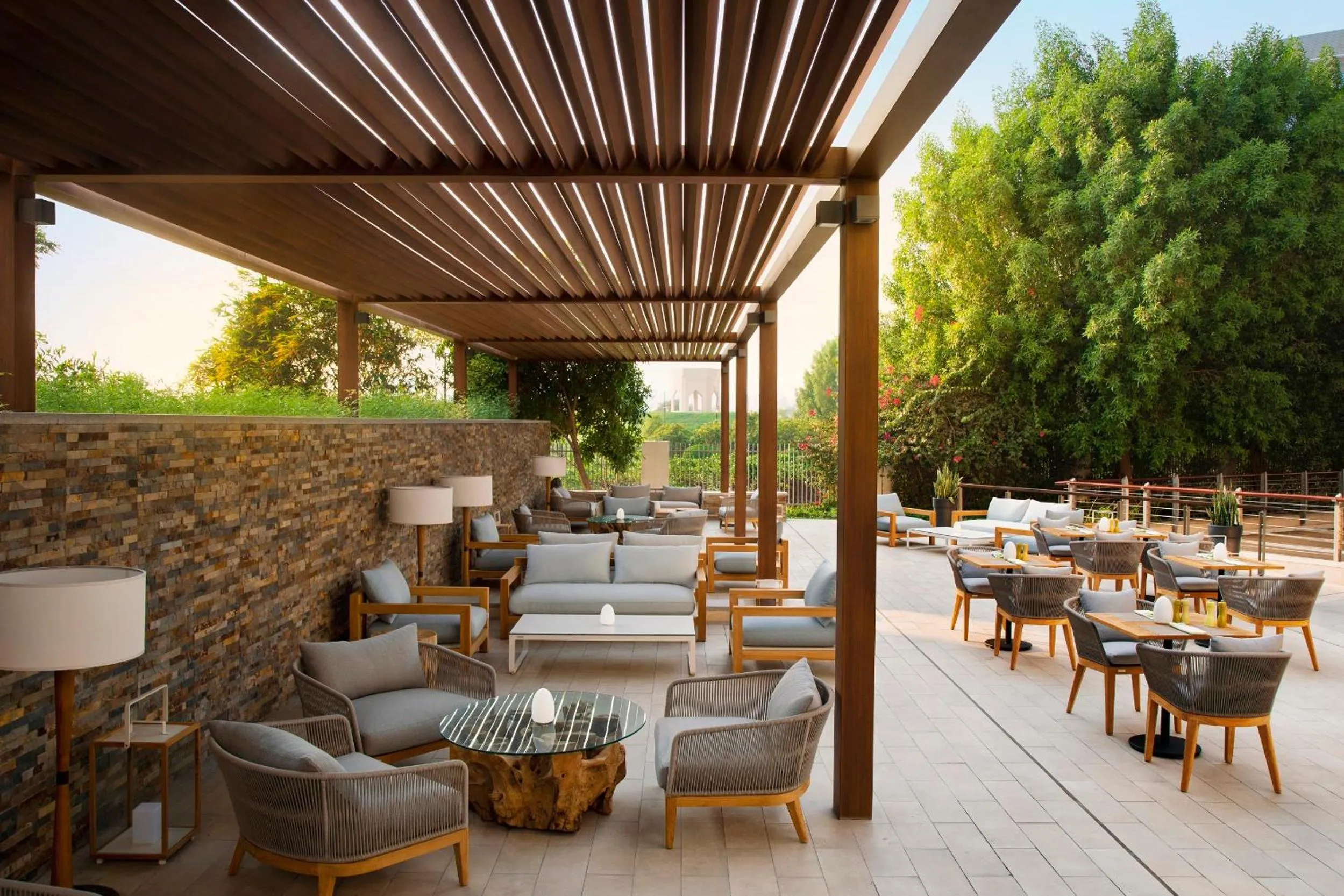 Patio in Park Arjaan by Rotana, Abu Dhabi