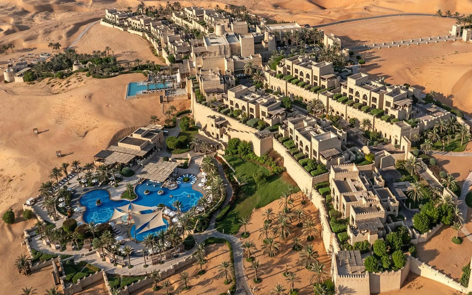 Property building in Anantara Qasr al Sarab Desert Resort