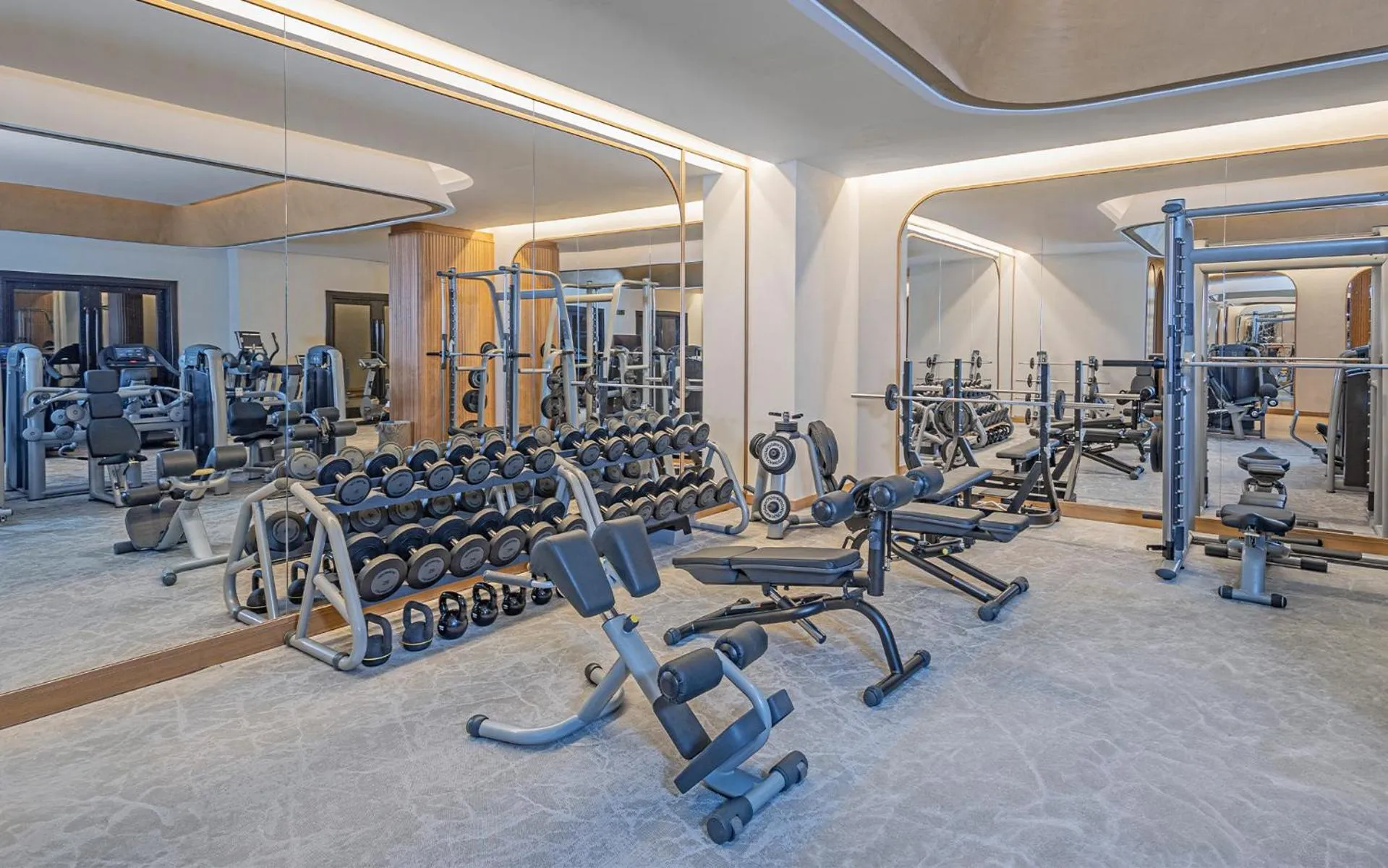Fitness centre/facilities in Anantara Qasr al Sarab Desert Resort