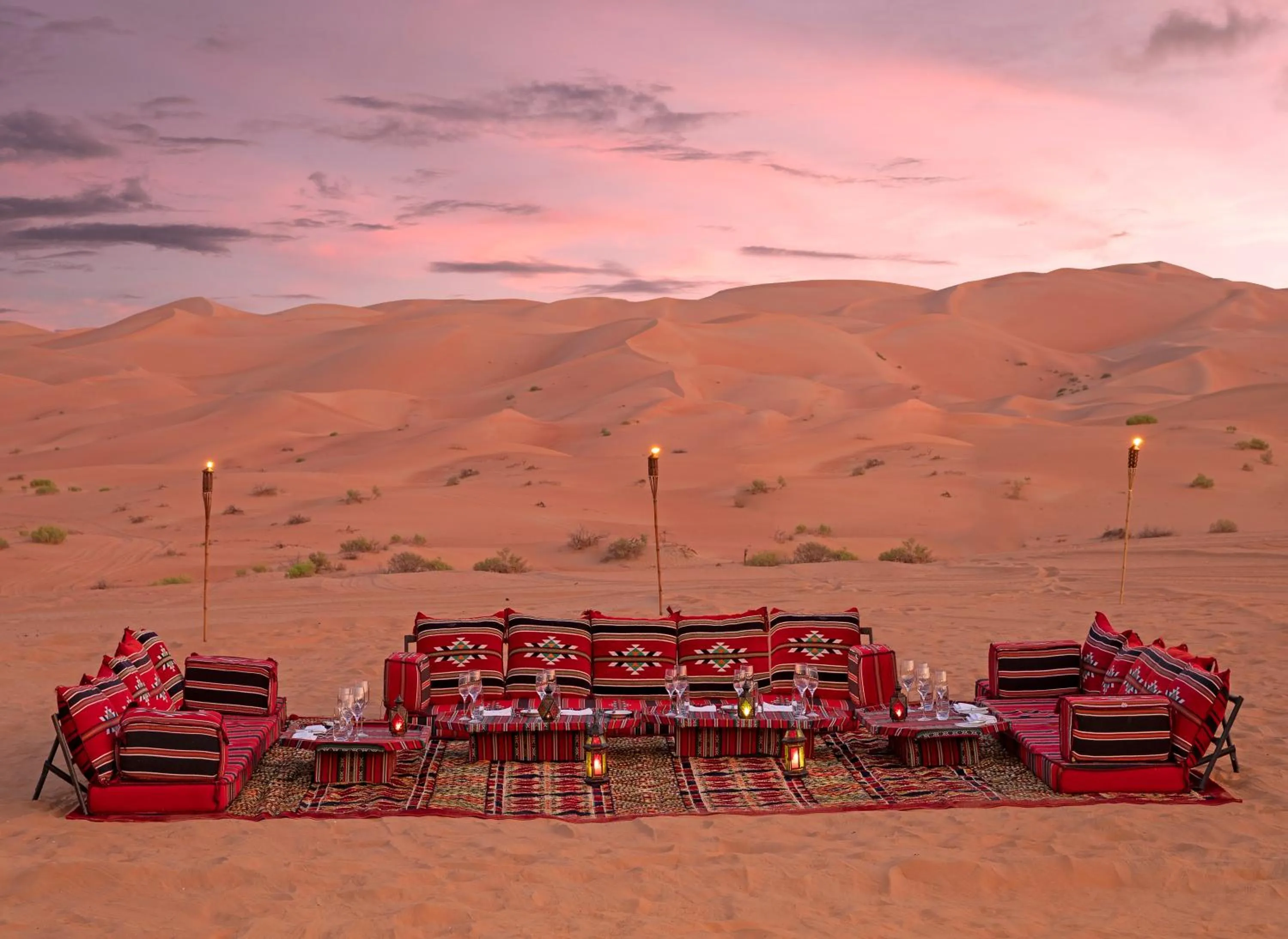 Restaurant/places to eat in Anantara Qasr al Sarab Desert Resort