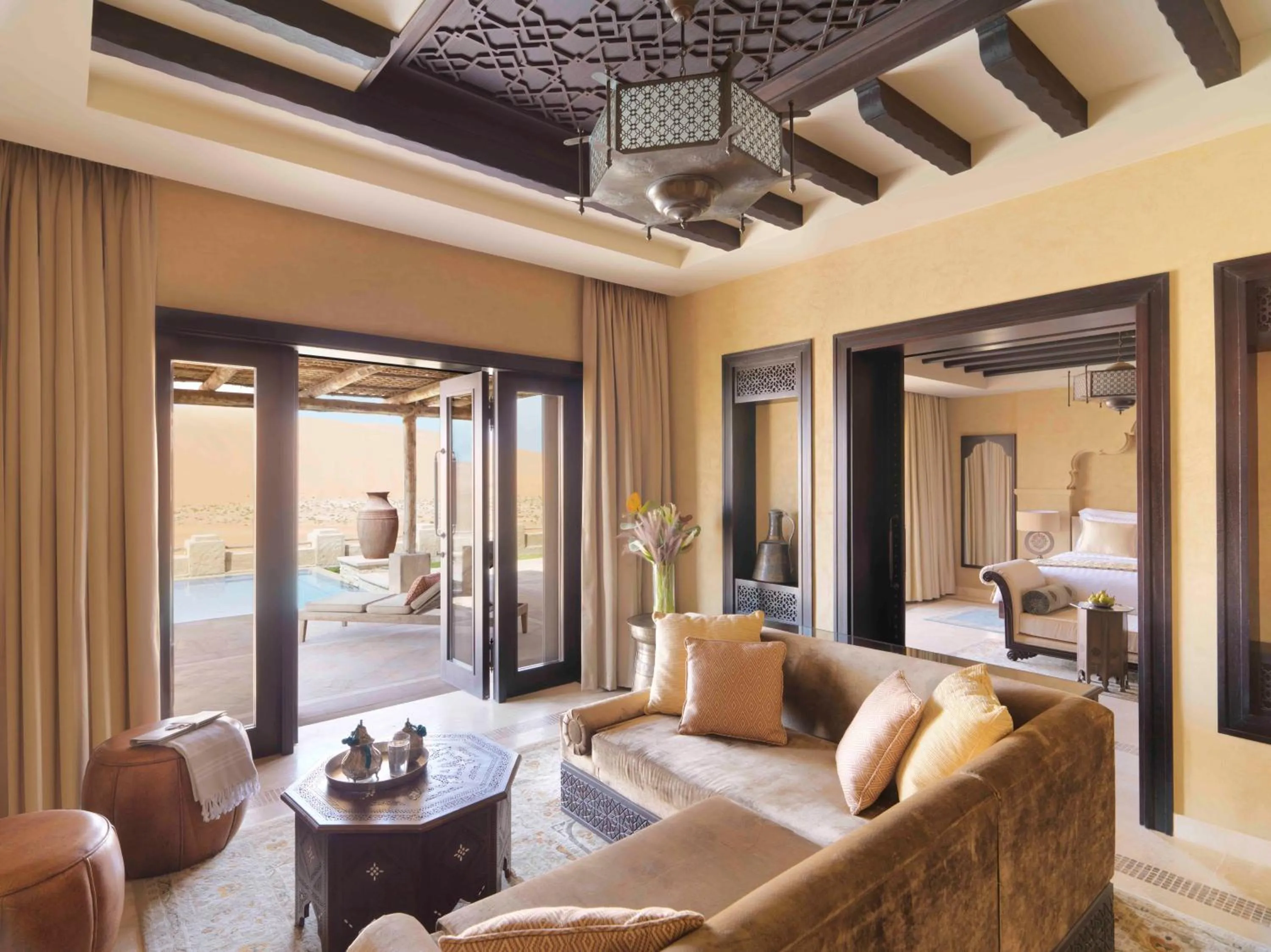 Living room in Anantara Qasr al Sarab Desert Resort