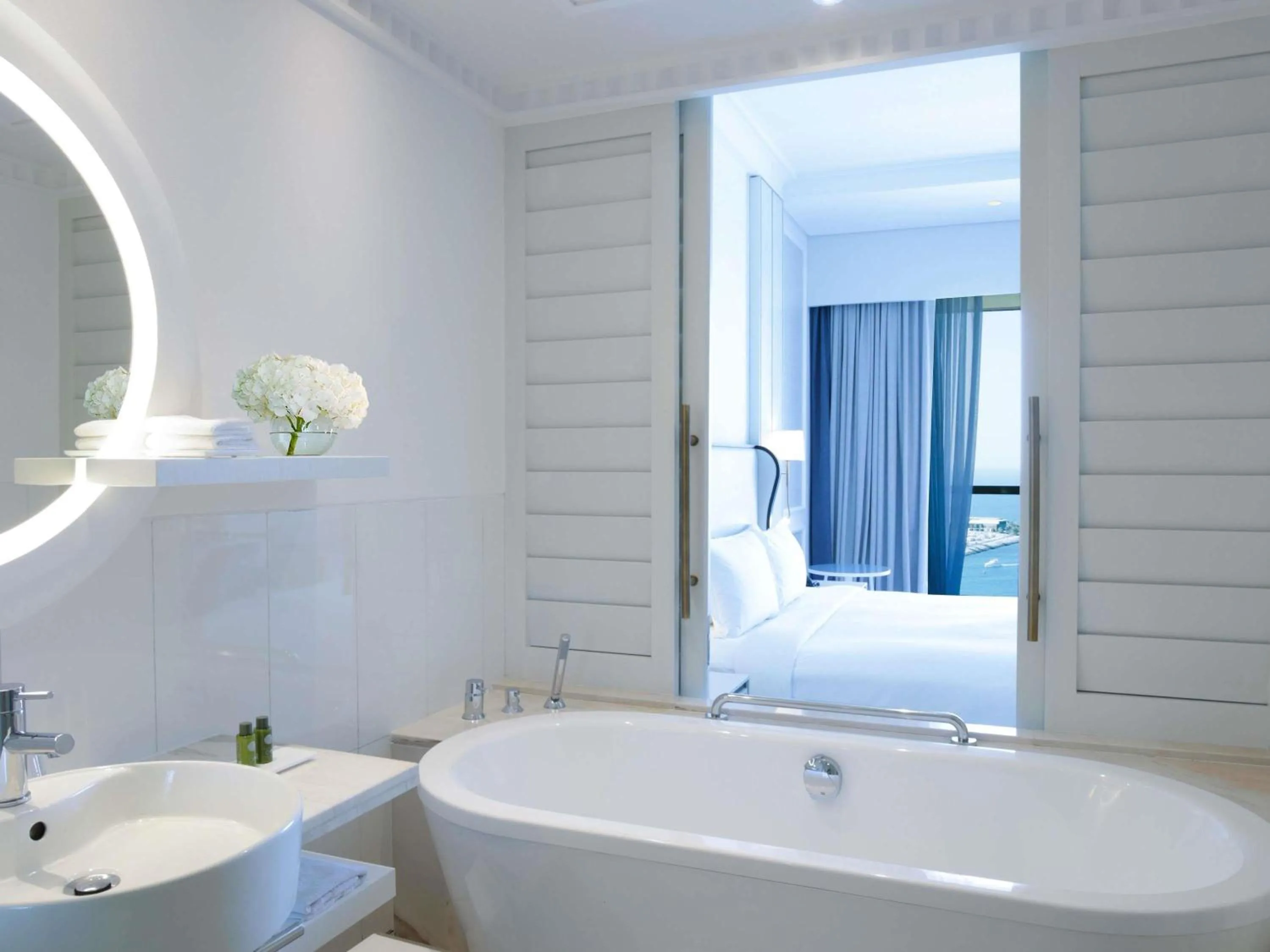 Bedroom, Bed in Sofitel Dubai Jumeirah Beach