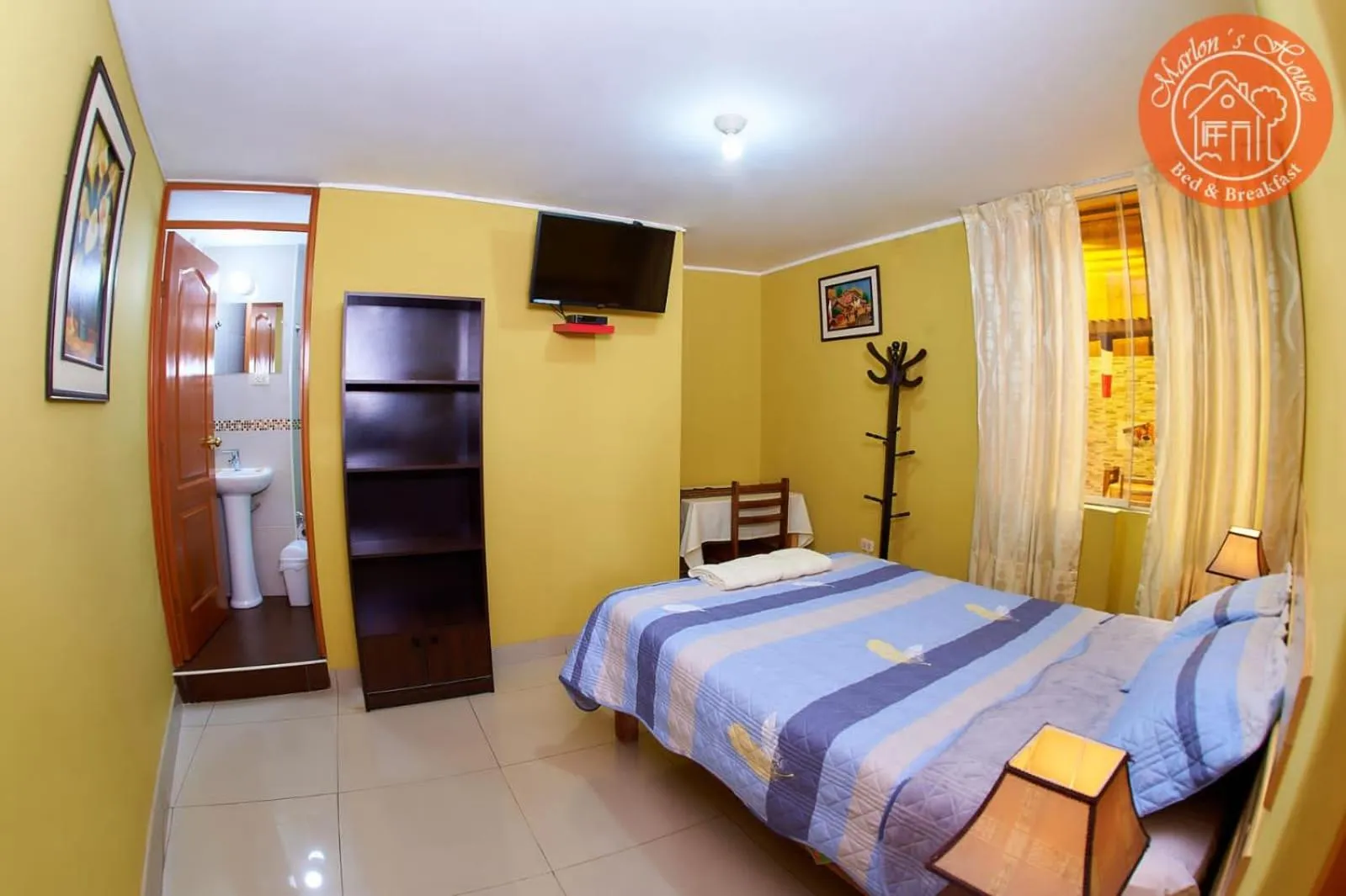 Bed in Marlon's House Arequipa