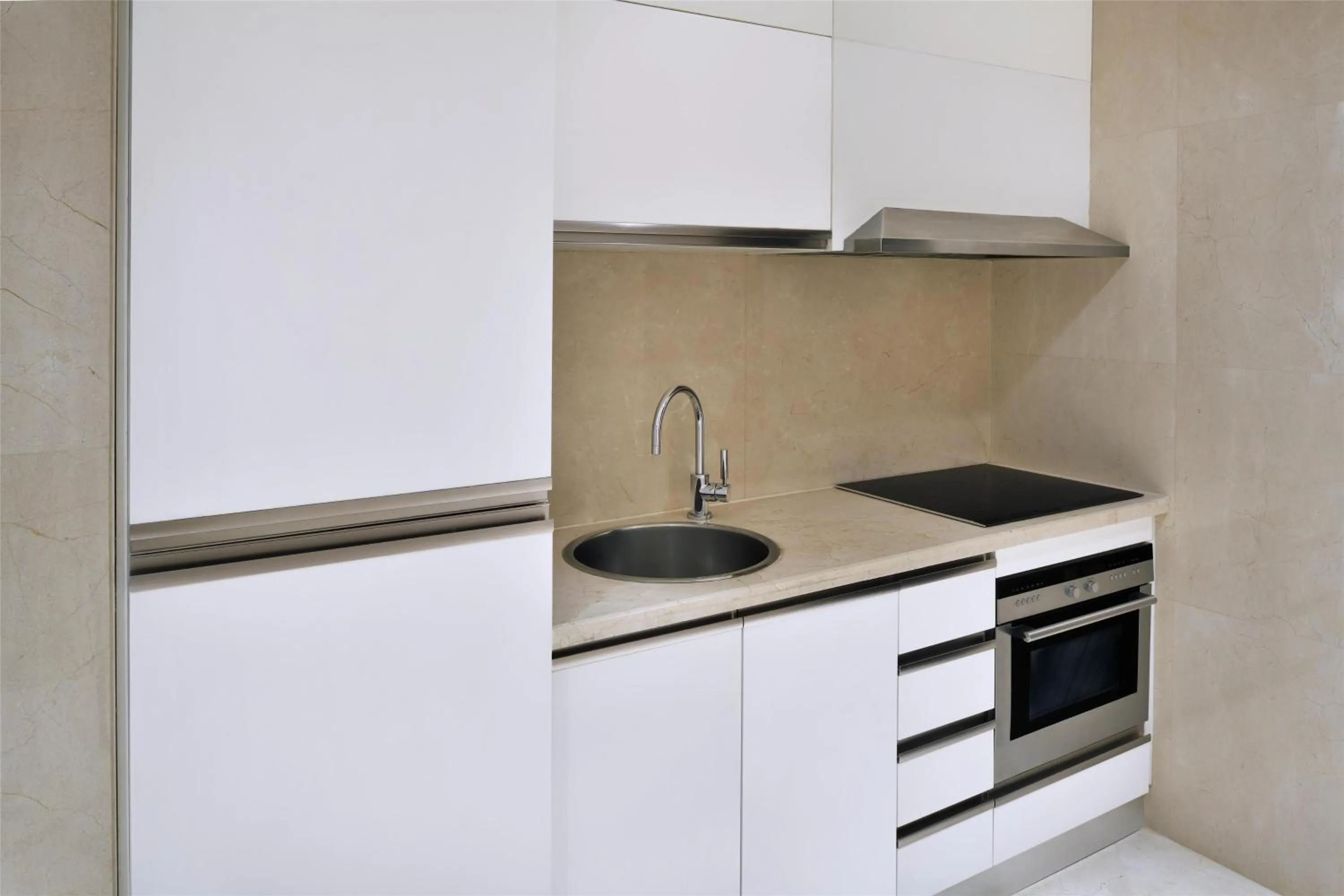 Photo of the whole room in Kempinski Central Avenue Dubai