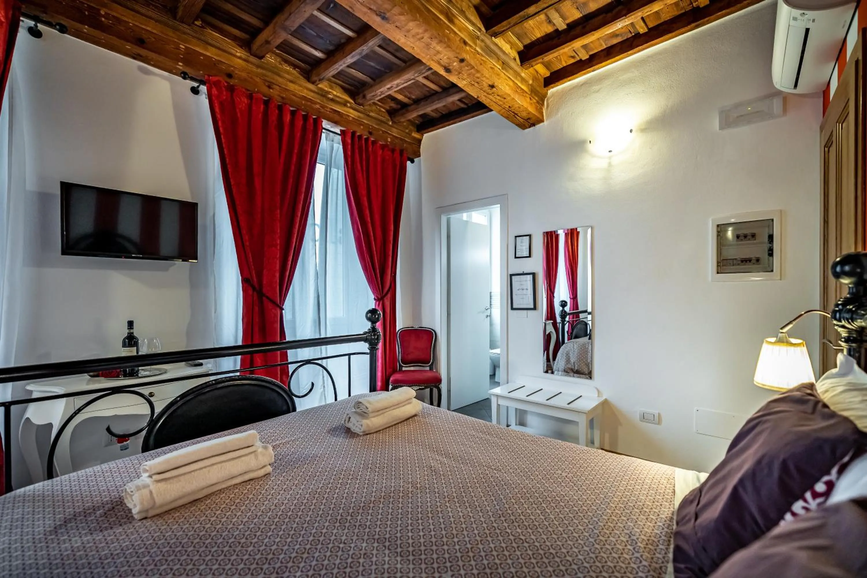 Bed in La Stella d'Oro B&B