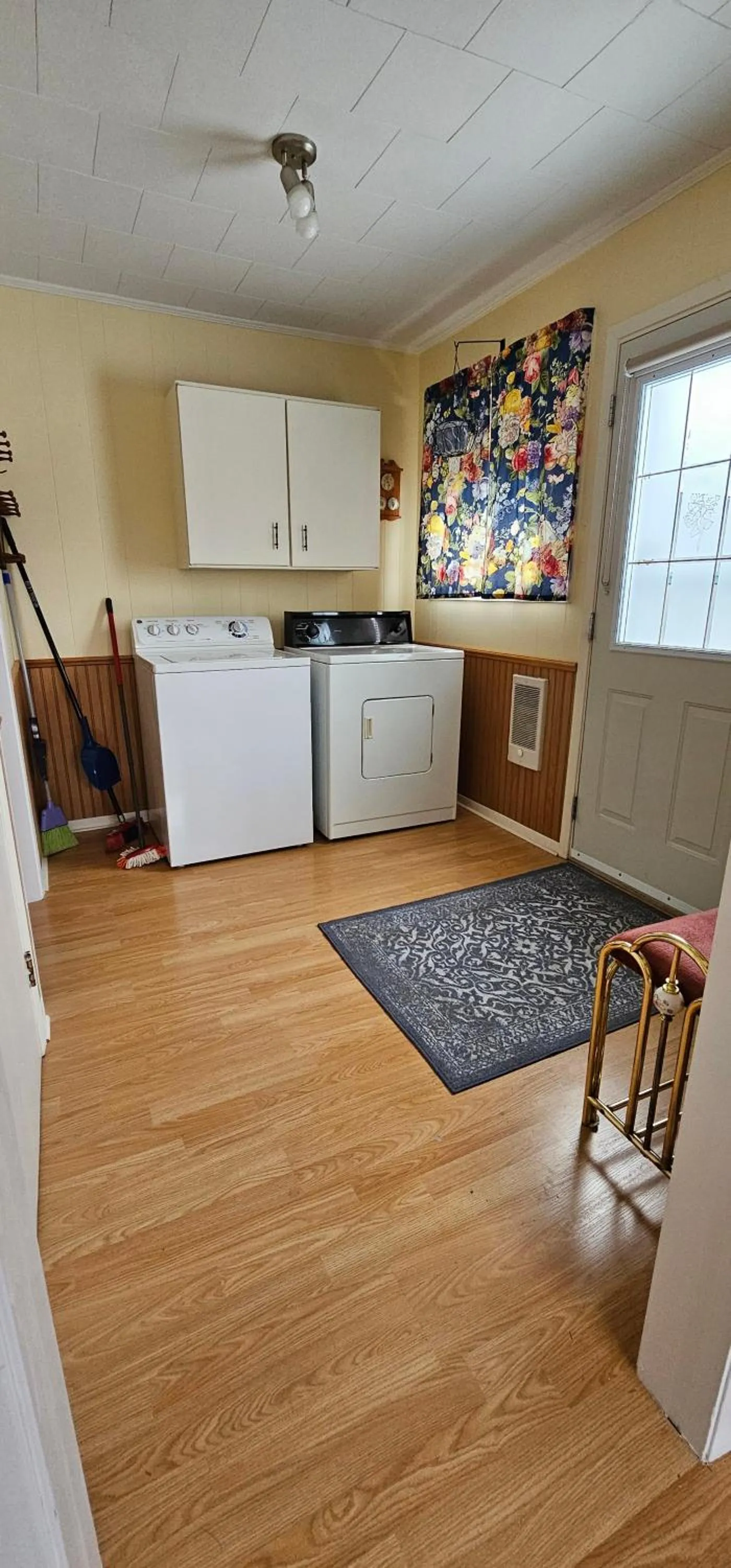 laundry in Fair Isle Motel & The Nest