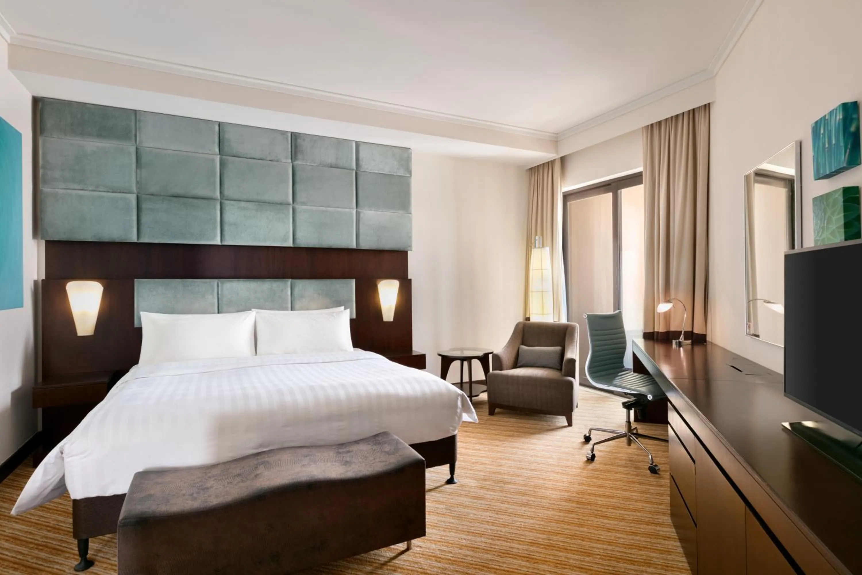 Photo of the whole room, Bed in Traders Hotel, Abu Dhabi