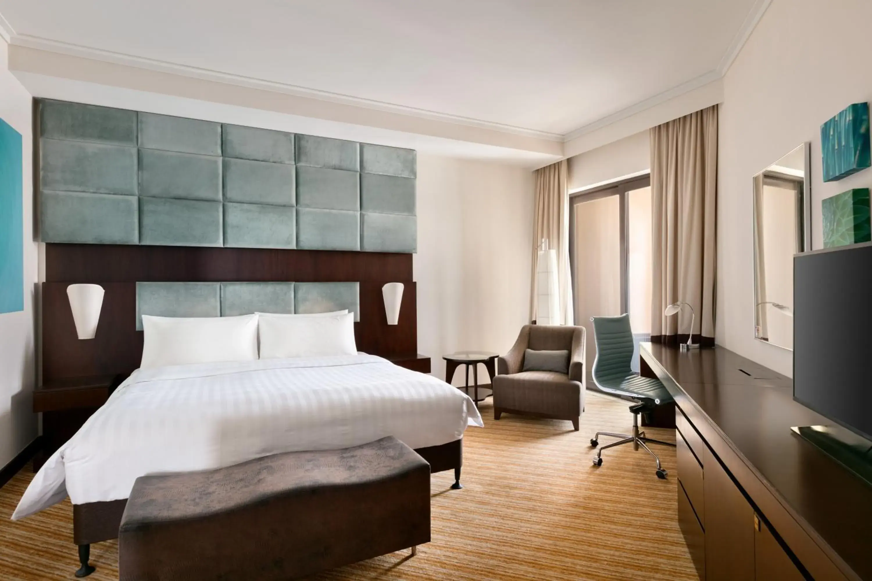 Traders Club Superior King Room with Lounge Access Including Happy Hours in Traders Hotel, Abu Dhabi Traders Club Superior King Room with Lounge Access Including Happy Hours in Traders Hotel, Abu Dhabi