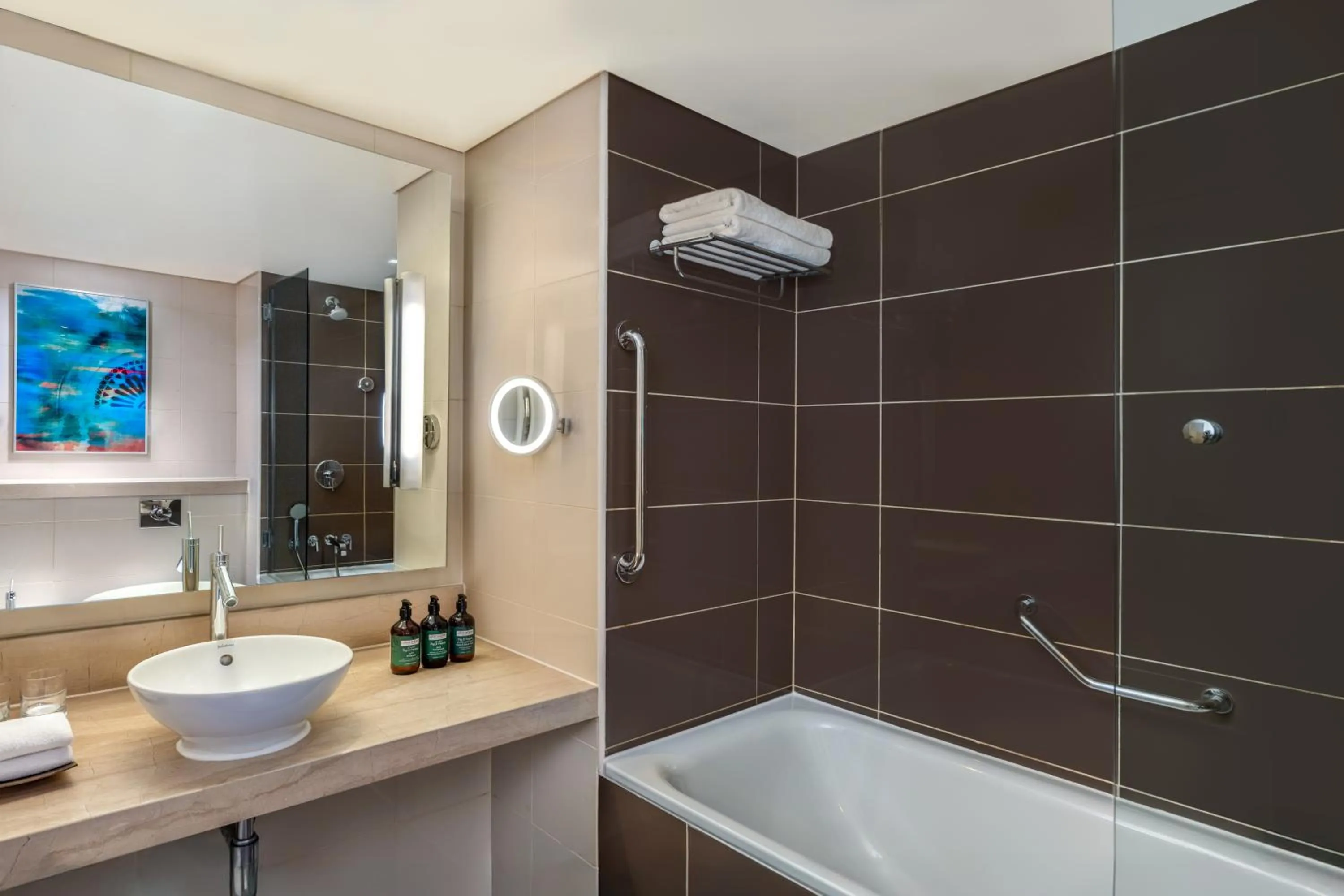 Bathroom in Yas Plaza Mangroves by IHG