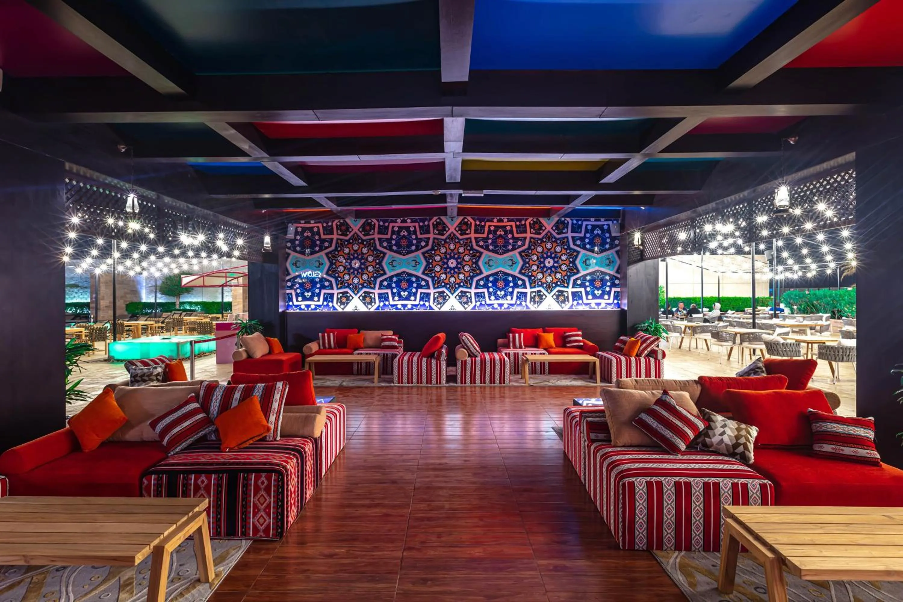 Lounge or bar in Aloft Abu Dhabi