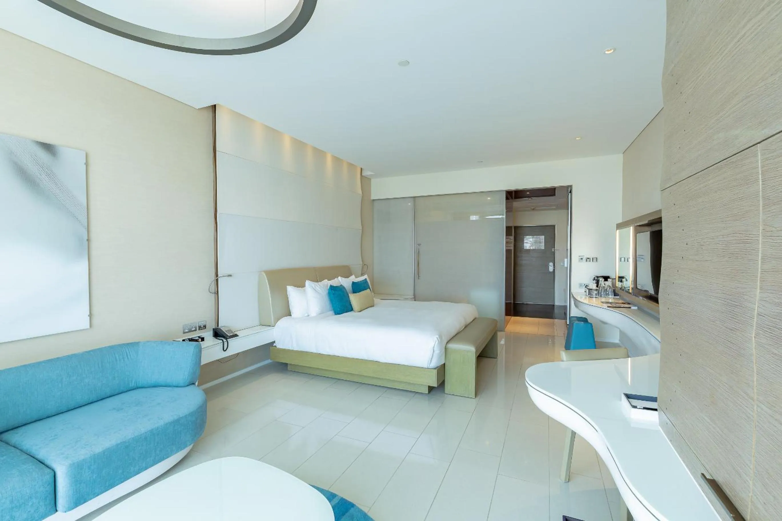 Bedroom, Bed in W Abu Dhabi - Yas Island