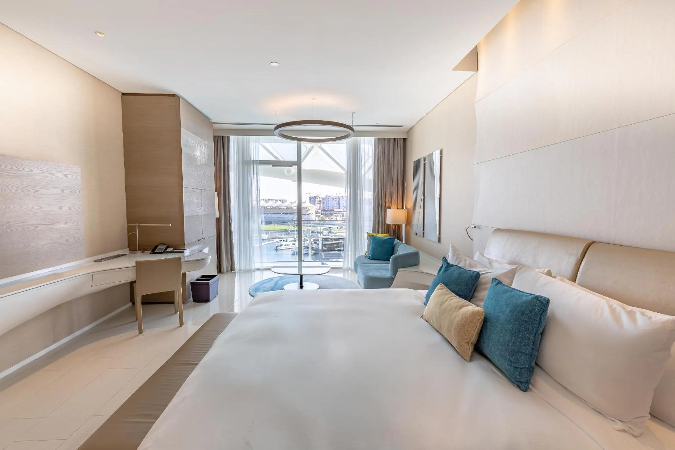 Bedroom, Bed in W Abu Dhabi - Yas Island