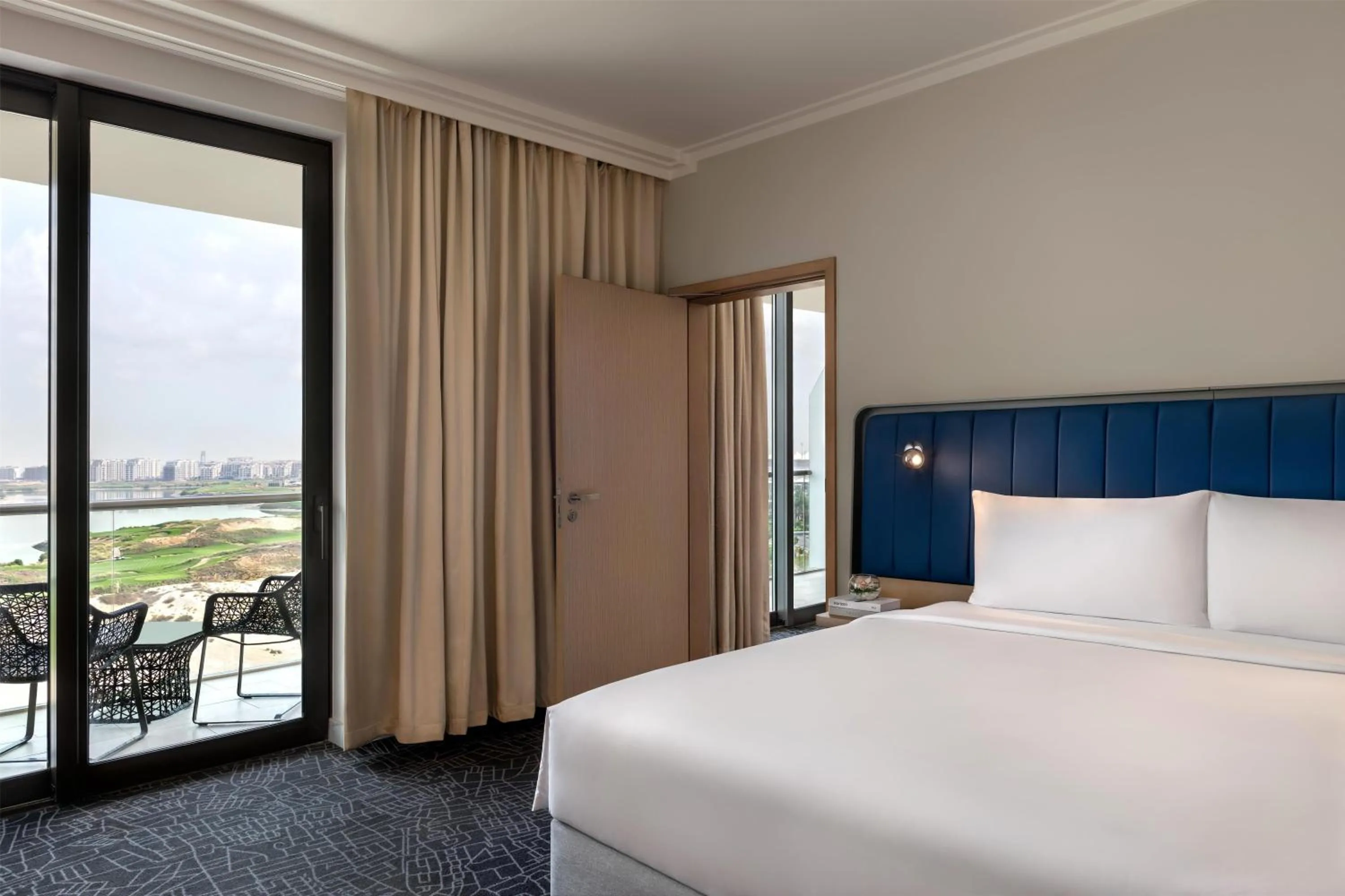 Photo of the whole room, Bed in Park Inn by Radisson Abu Dhabi Yas Island