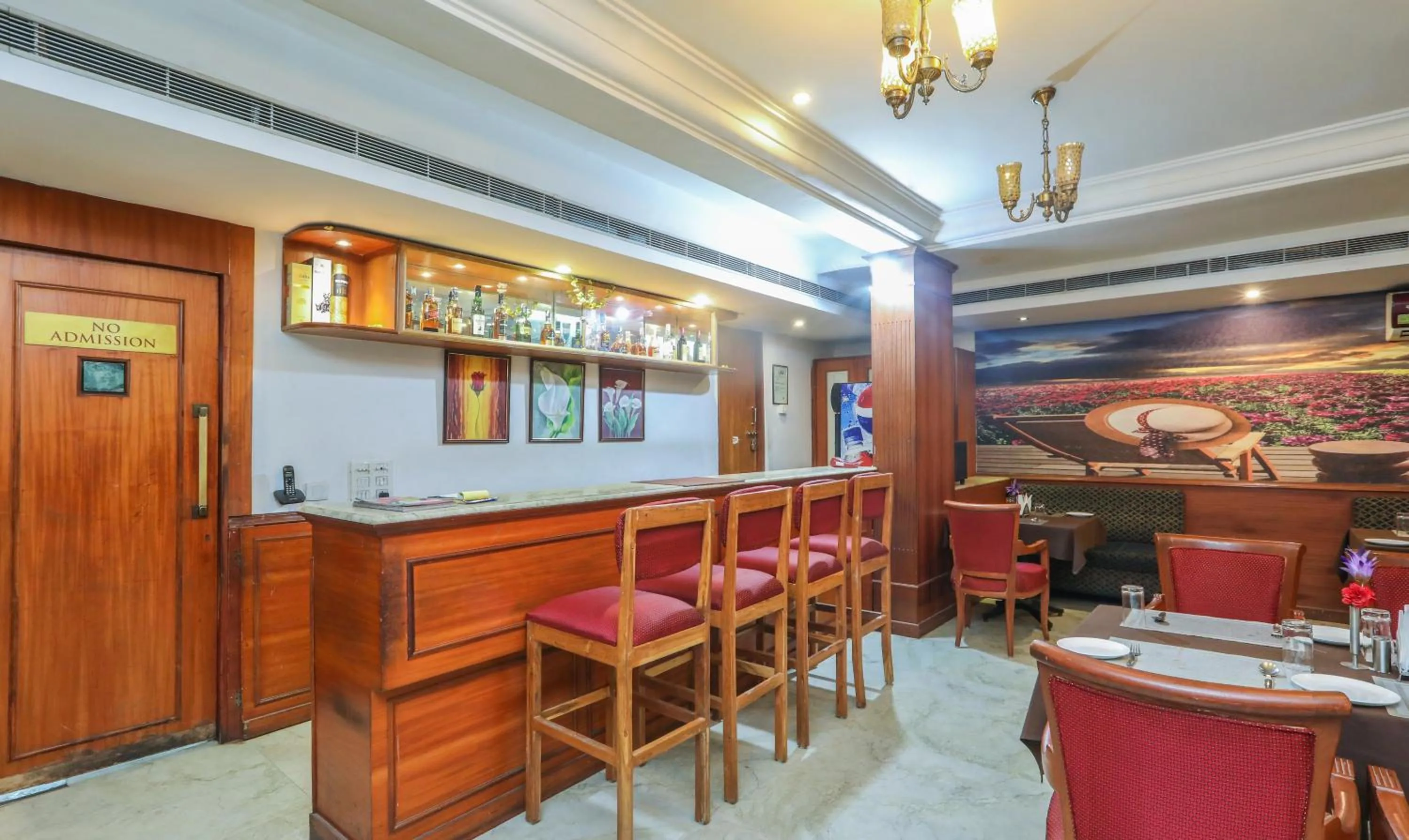 Restaurant/places to eat in Treebo Komfort Suites, 3 Km From Mysore Palace