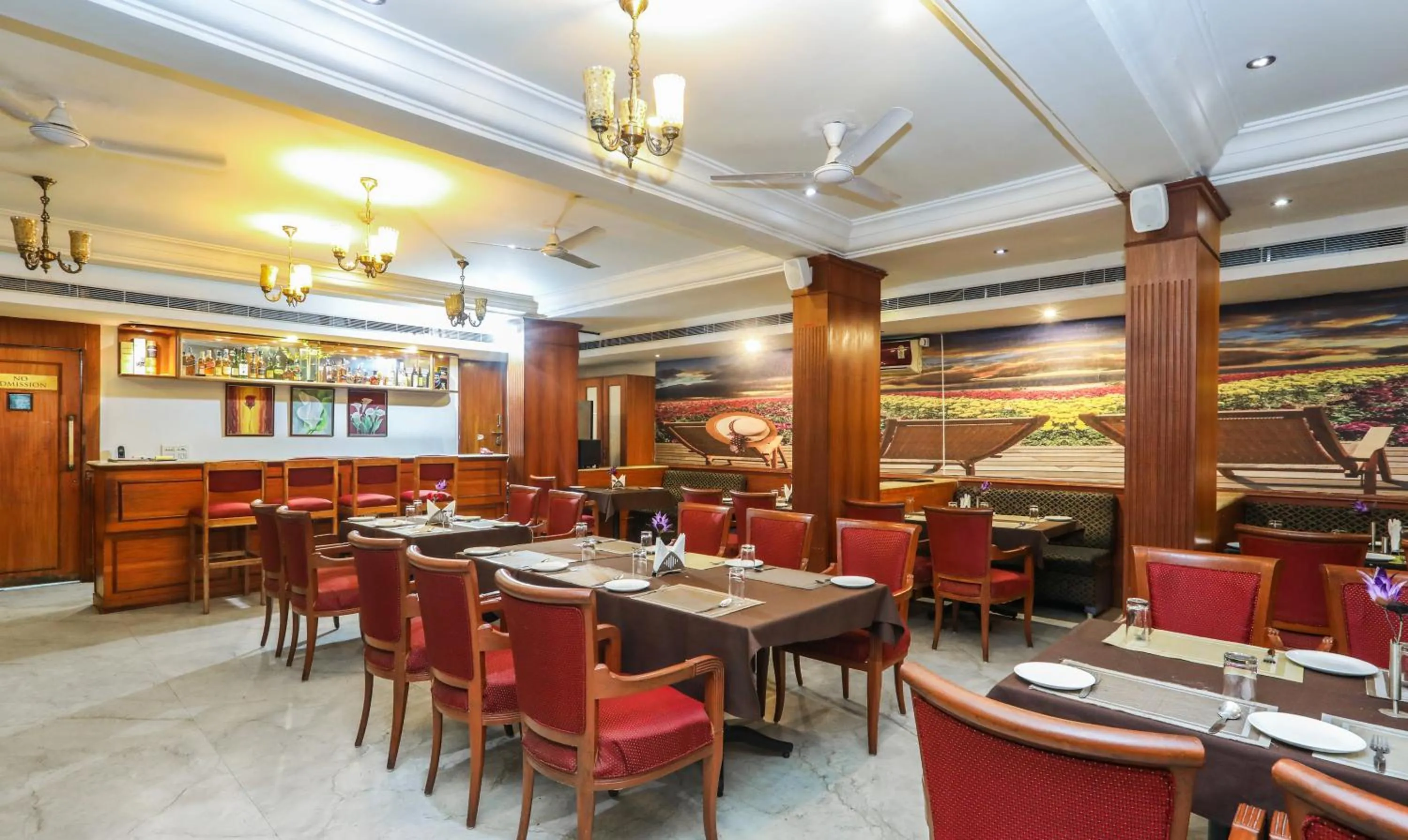 Restaurant/places to eat in Treebo Komfort Suites, 3 Km From Mysore Palace