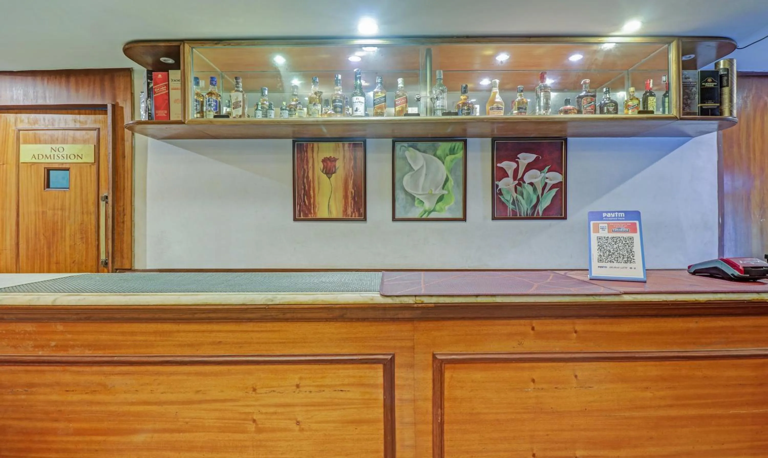 Lobby or reception in Treebo Komfort Suites, 3 Km From Mysore Palace