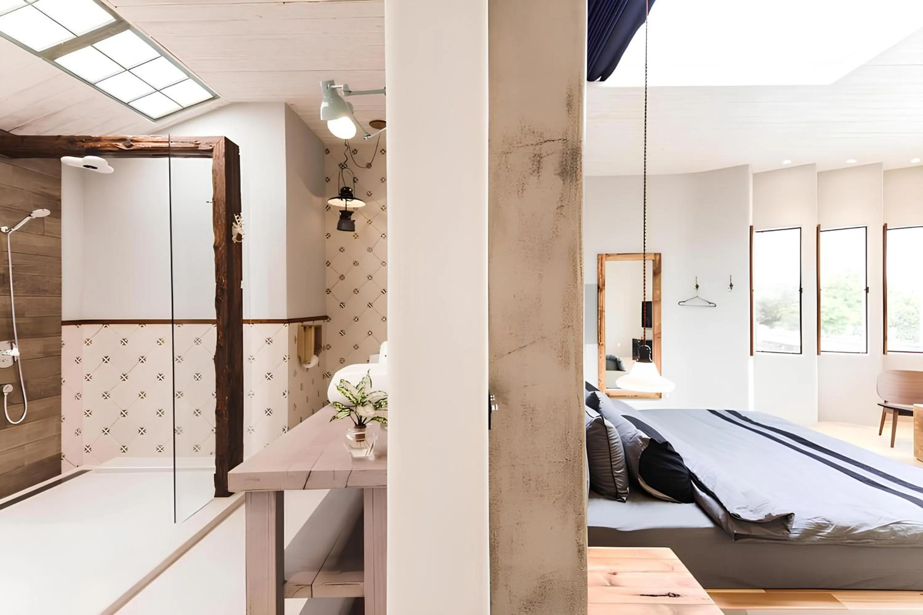 Bathroom, Bed in Villa Windingland