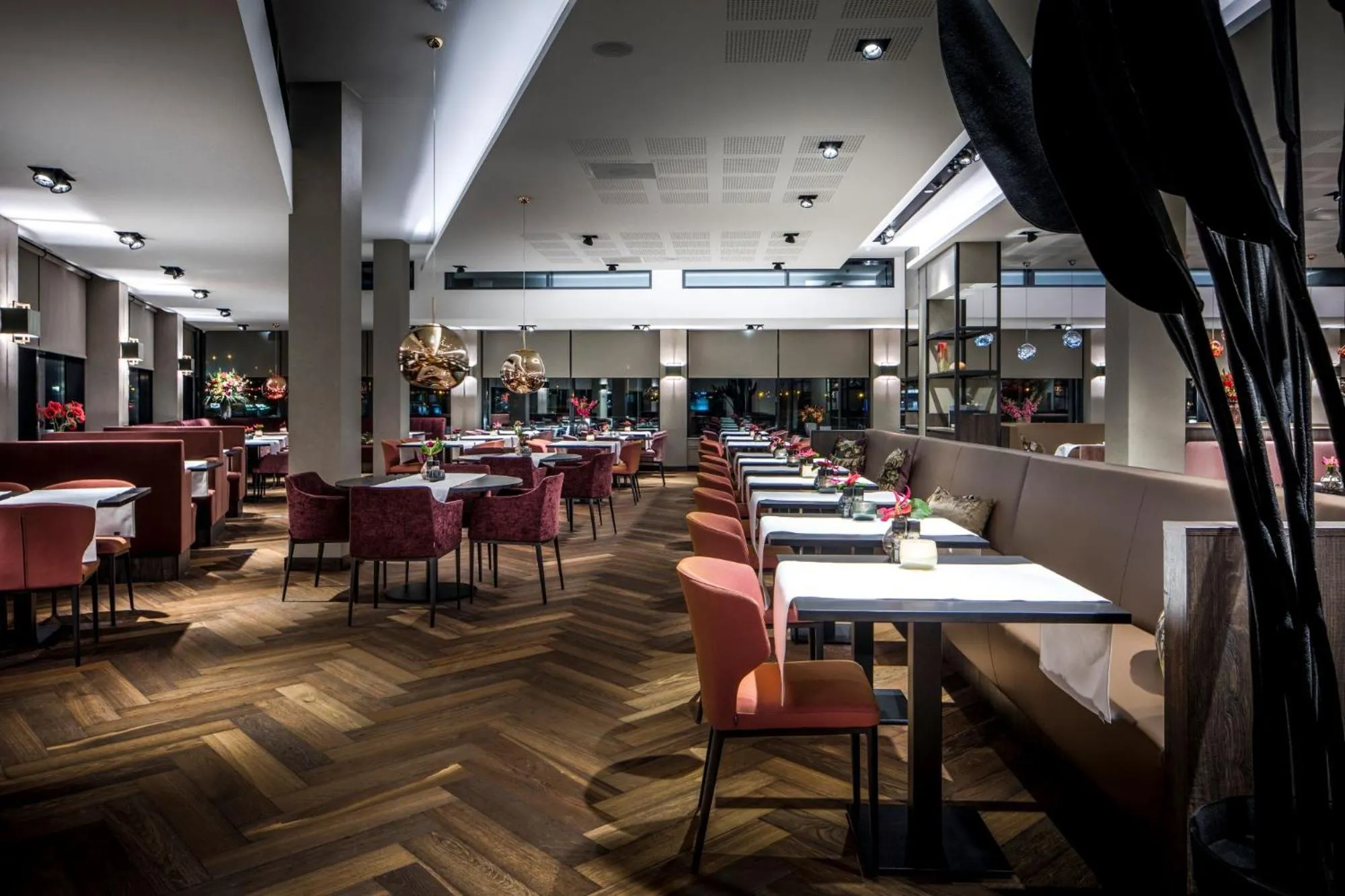 Restaurant/places to eat in Van der Valk Hotel Enschede