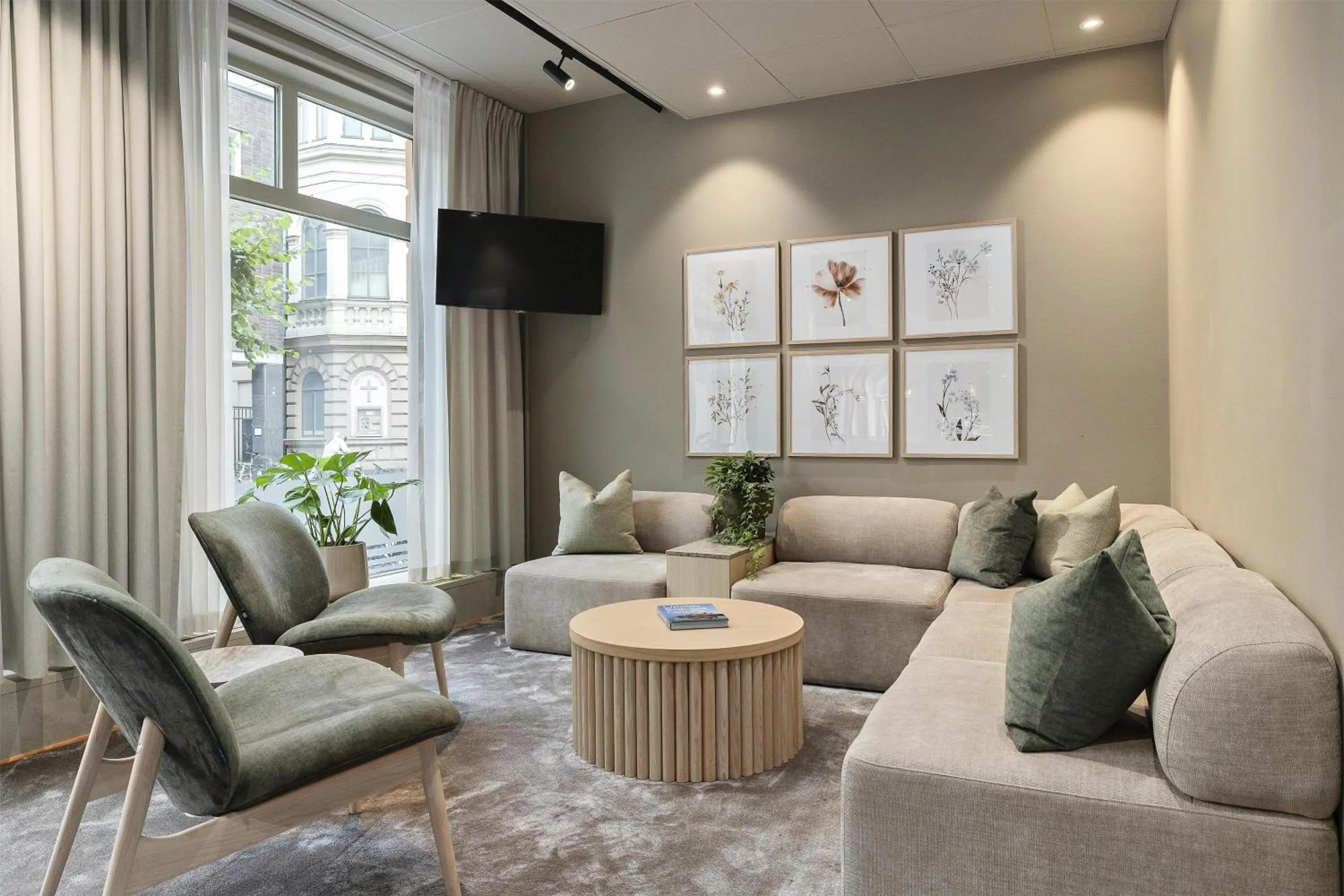 Lobby or reception in Best Western Hotel Svava