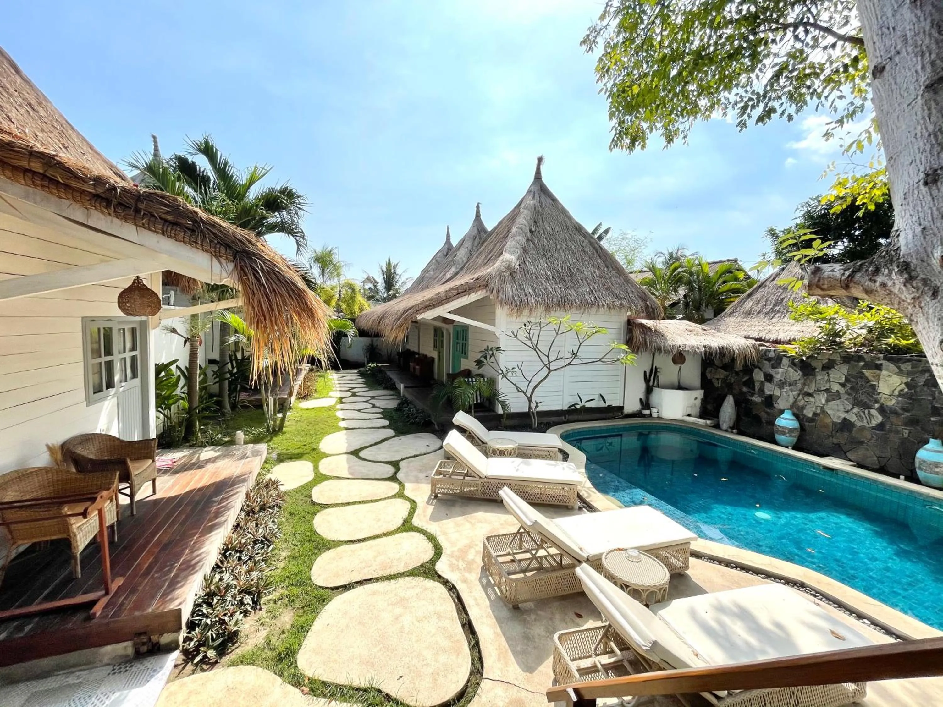 Property building in Gili Breeze Tropical Bungalows