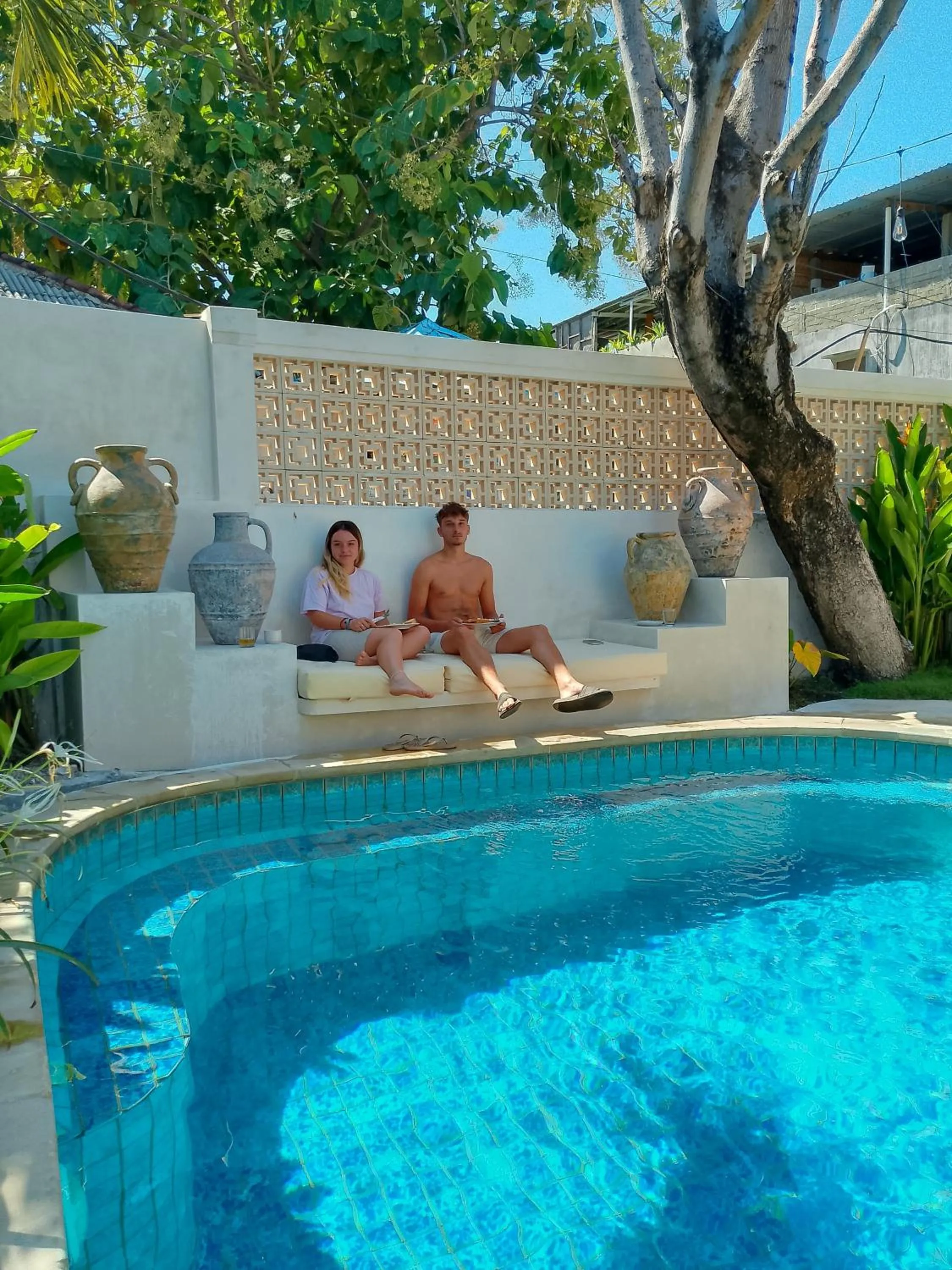 Guests in Gili Breeze Tropical Bungalows