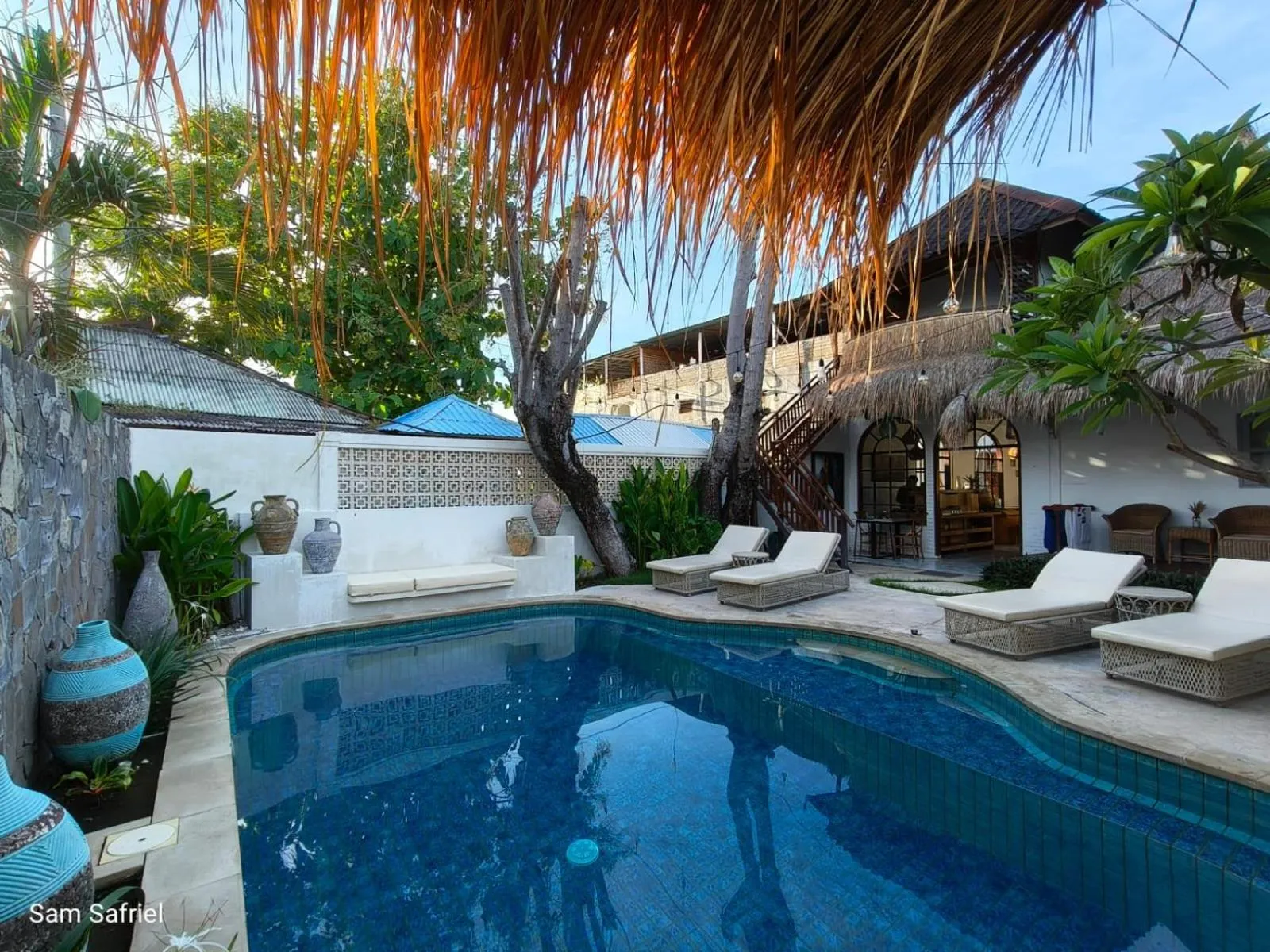 Property building in Gili Breeze Tropical Bungalows