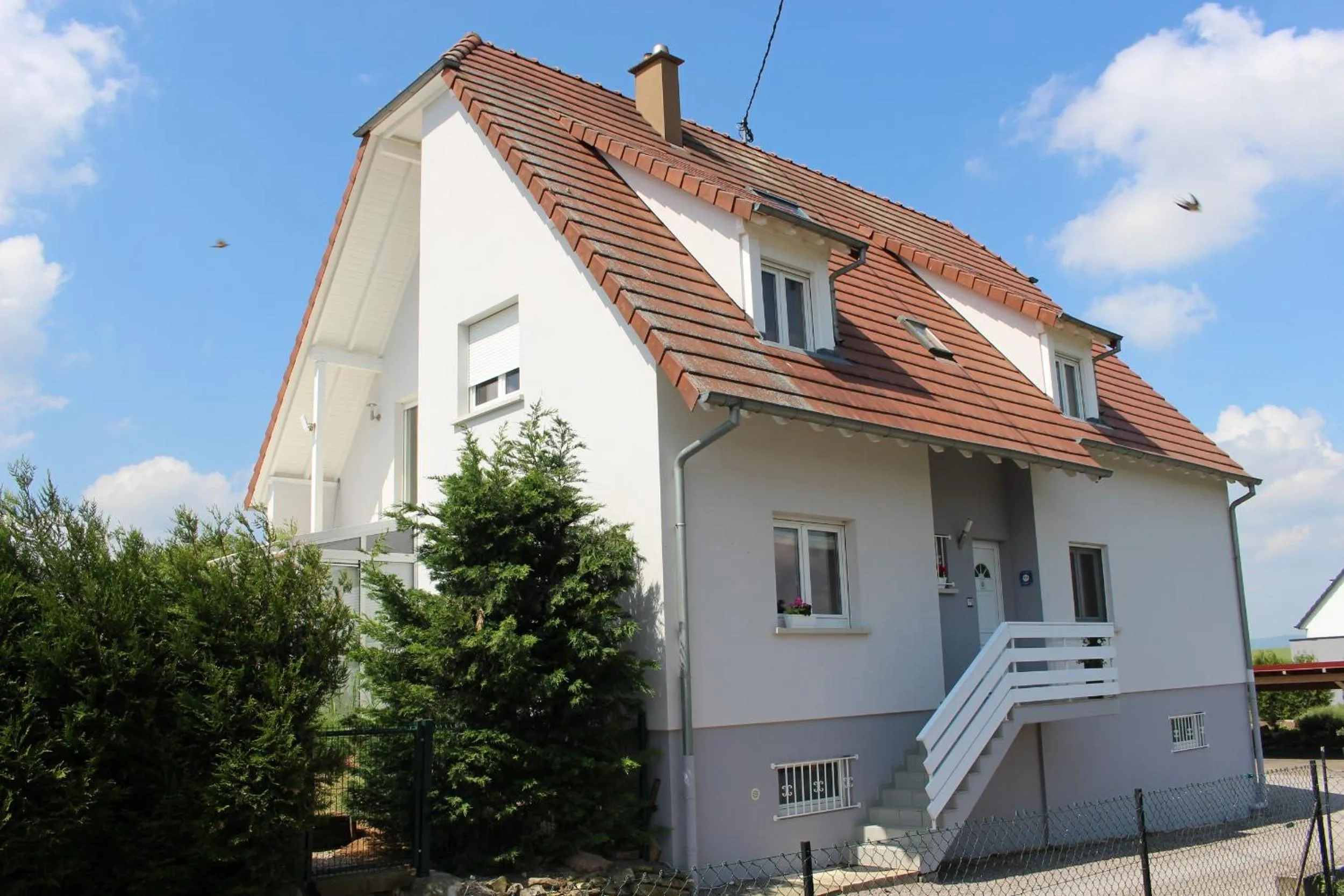 Facade/entrance in Chambre d'hôtes Le Lavandin et sa cuisine privative