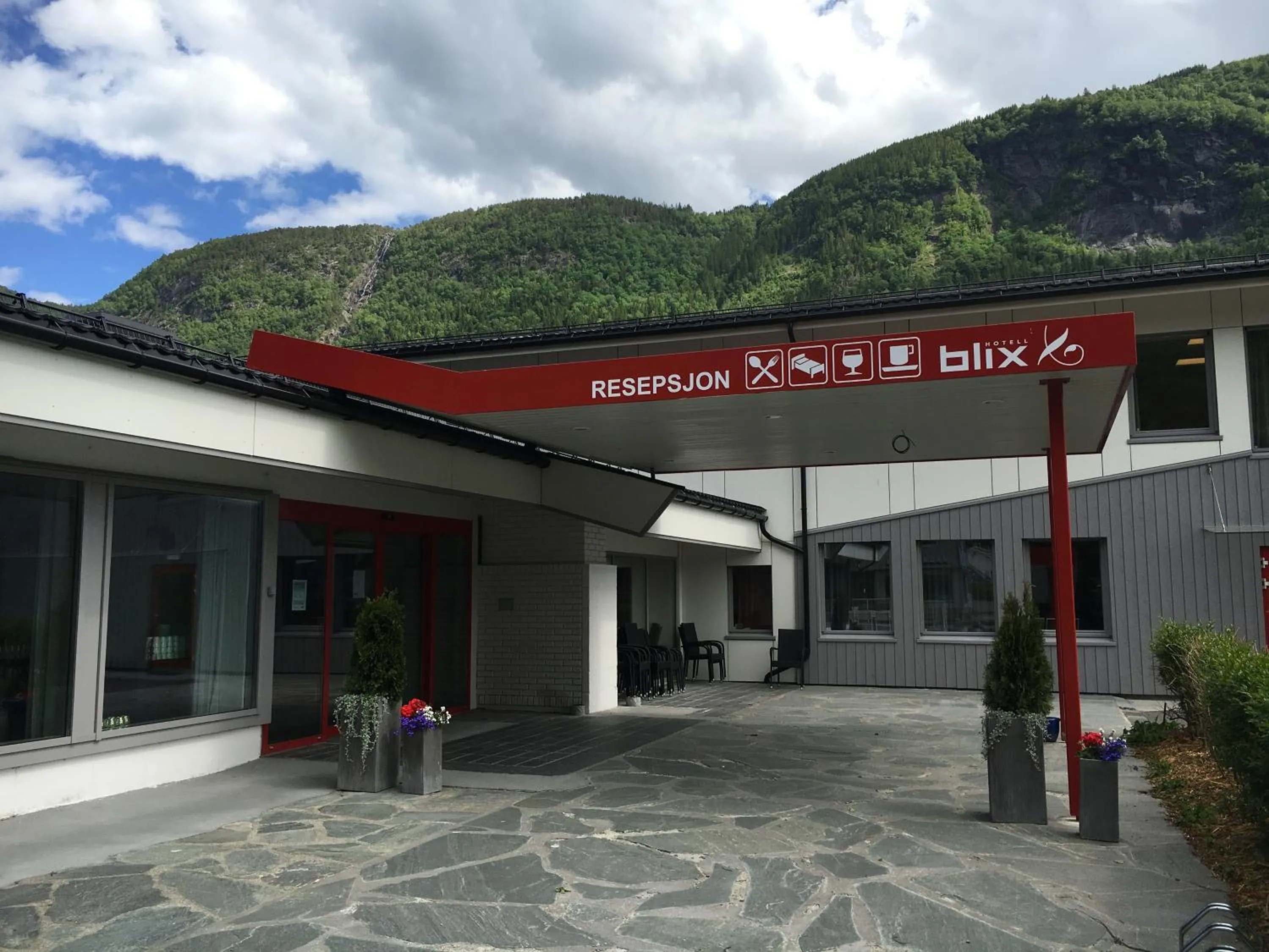 Facade/entrance in Blix Hotel