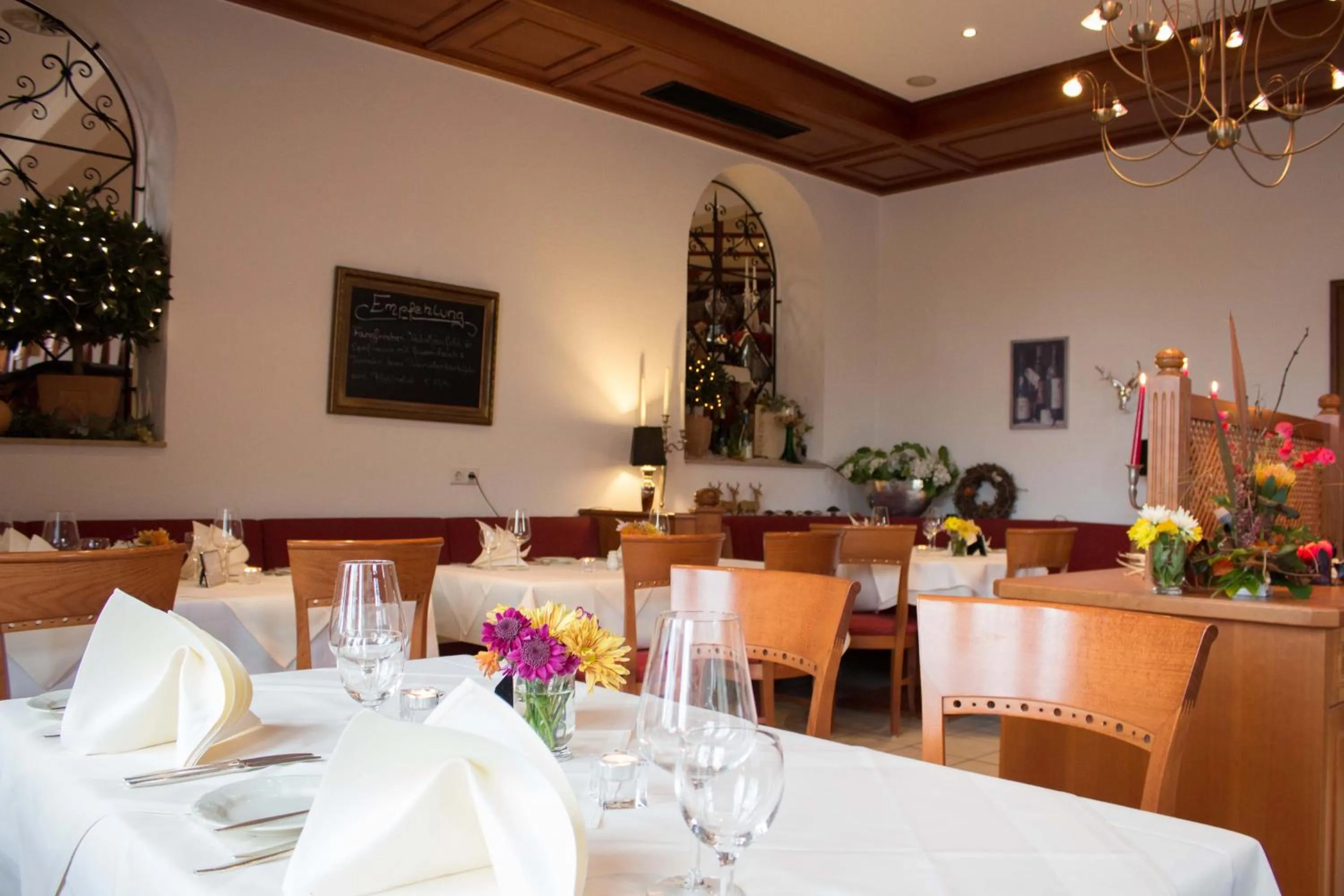 Restaurant/places to eat in Hotel Schützenburg