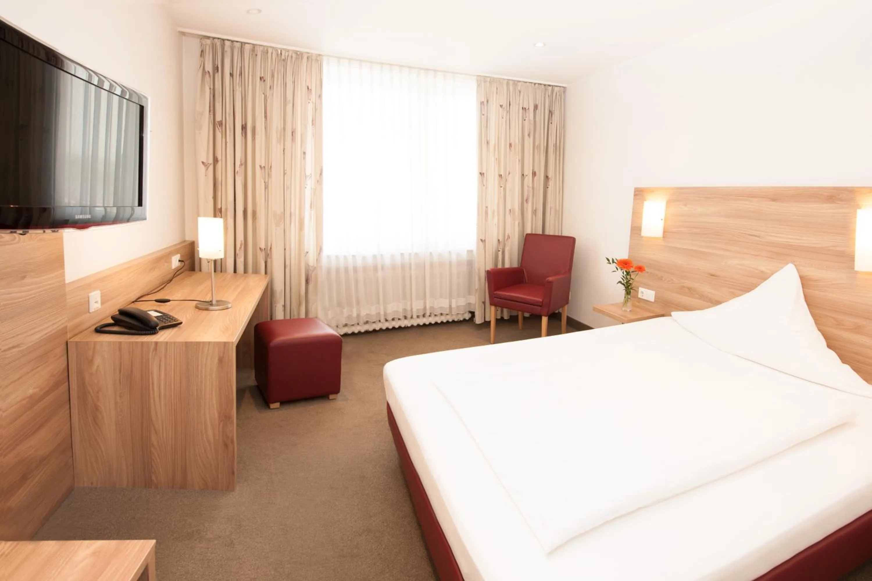 TV and multimedia, Bed in Hotel Schützenburg