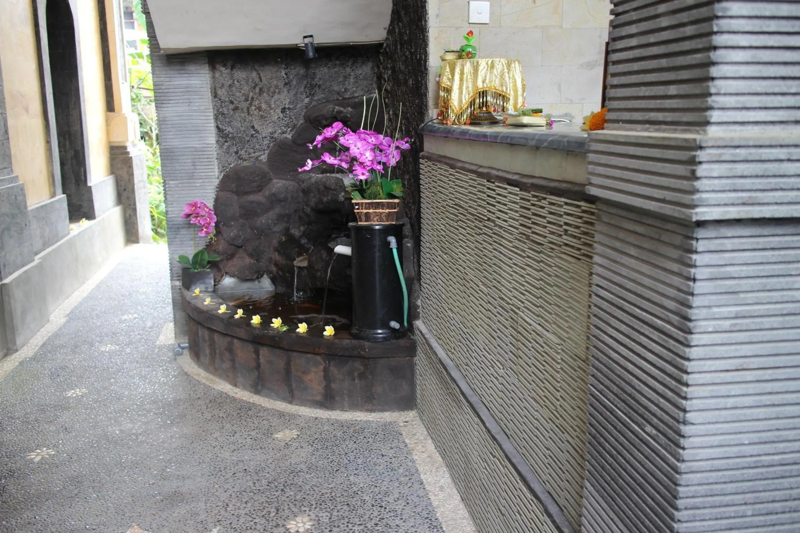 Lobby or reception in Ubud Sensasi Bungalow