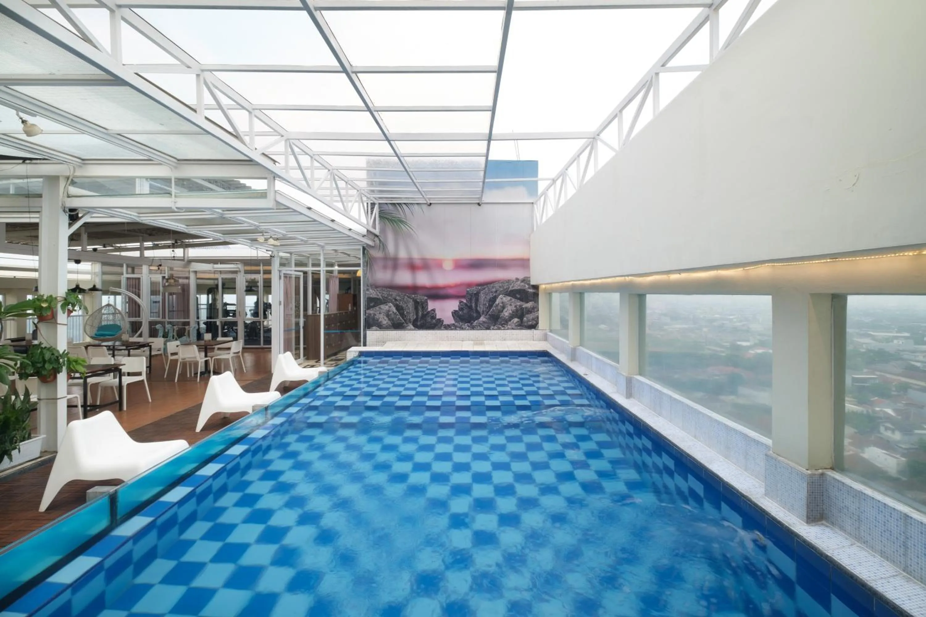 Swimming pool in Grand Tebu Hotel