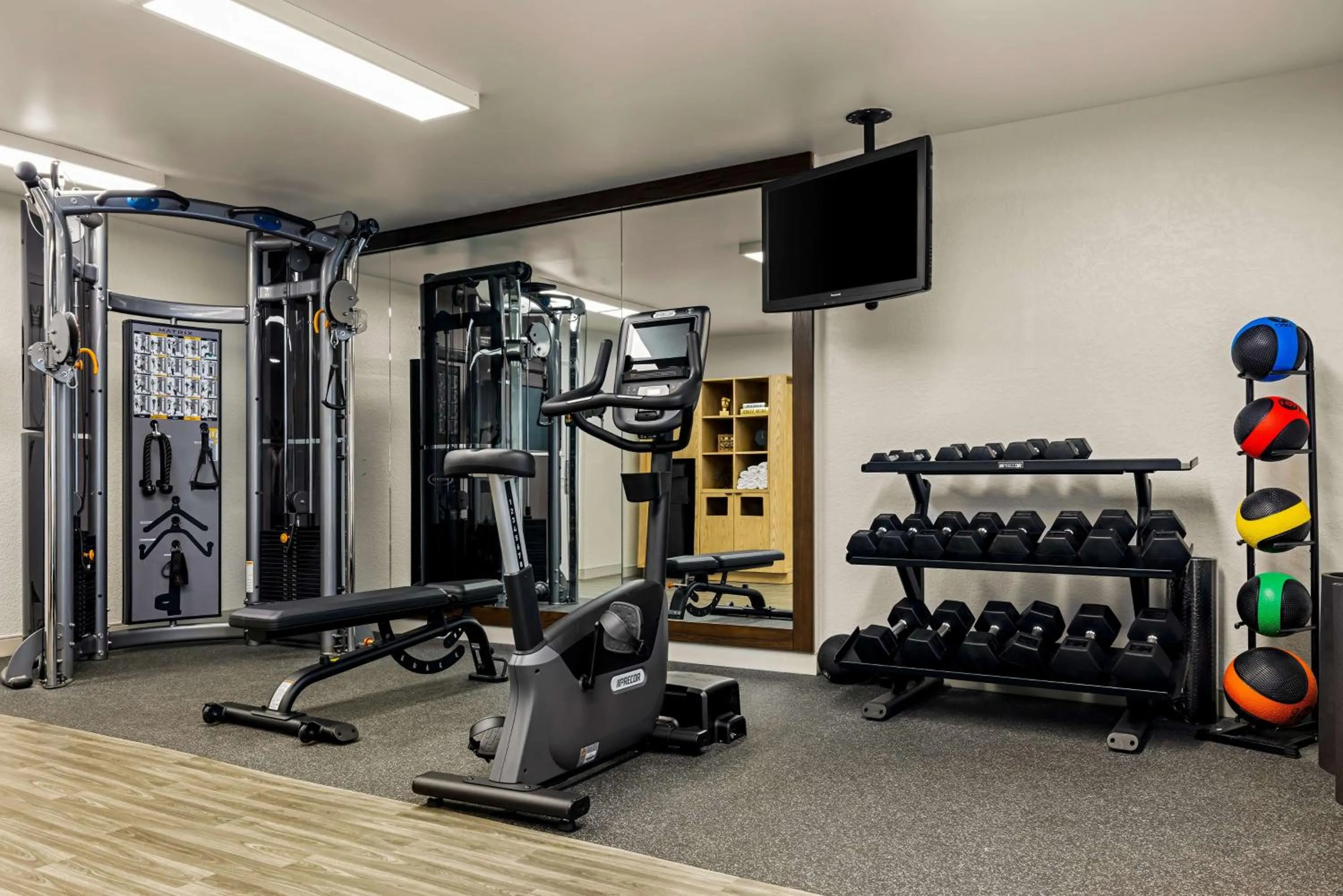 Fitness centre/facilities in Sonesta Simply Suites Irvine East Foothill