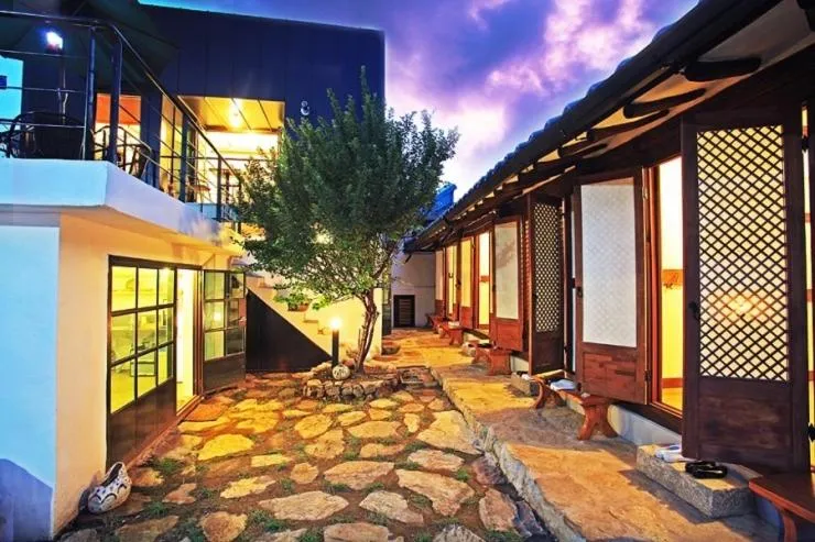 Property building in Dowon Guesthouse