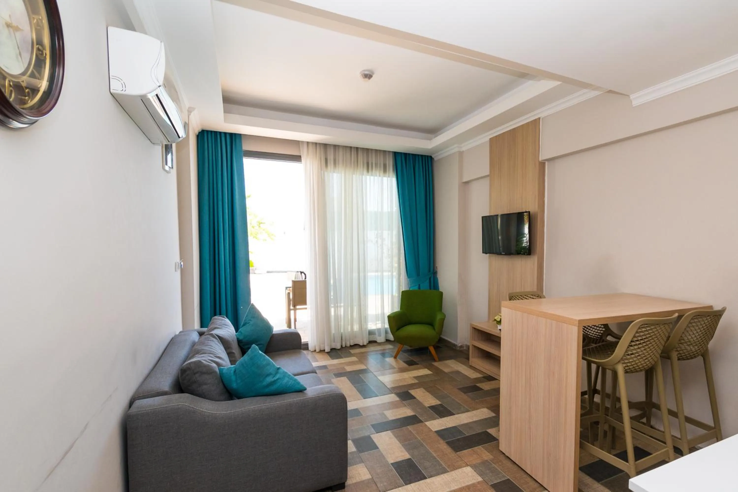 TV and multimedia in M Suite