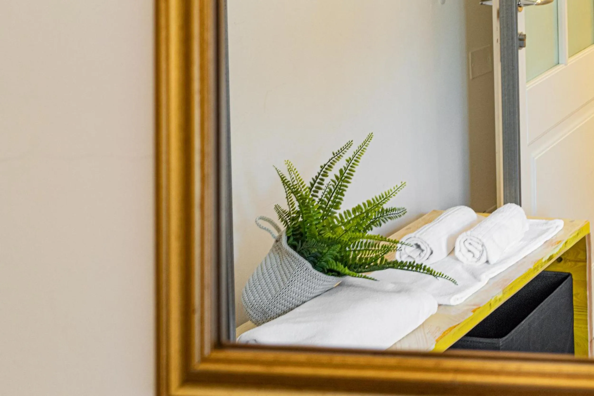 Decorative detail, Bed in B&B IL Cammino