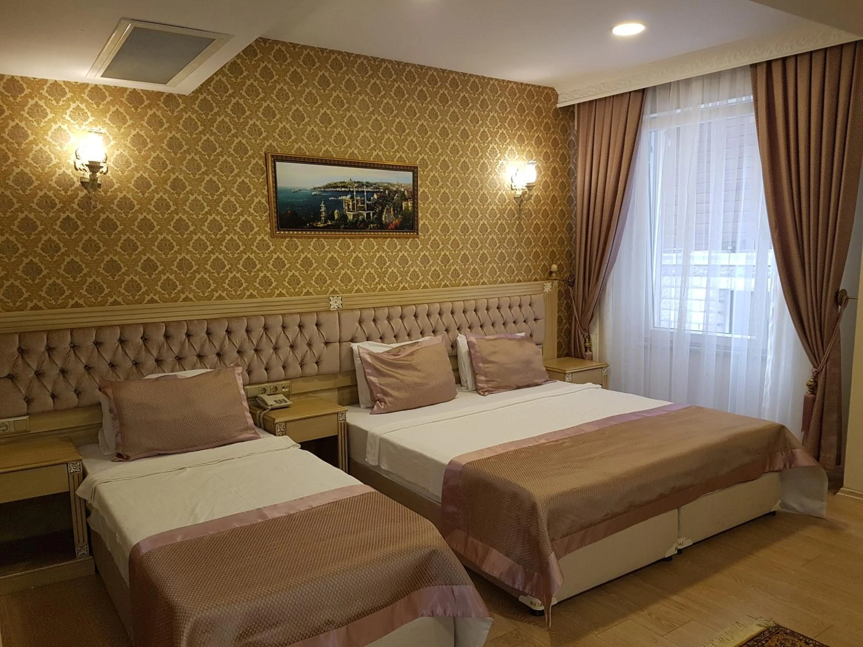 Bed in Apple Tree Hotel