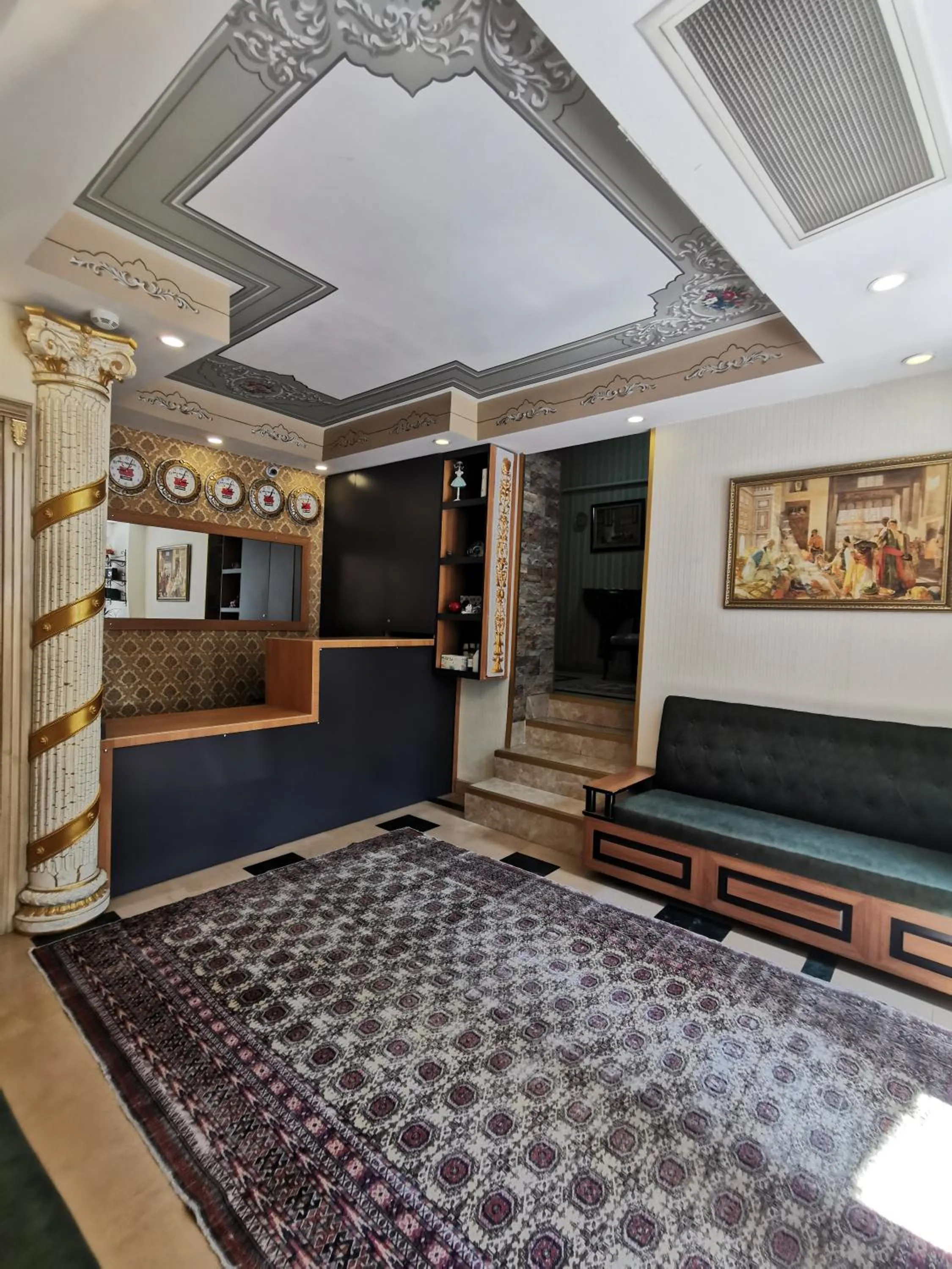 Lobby or reception, Bed in Apple Tree Hotel