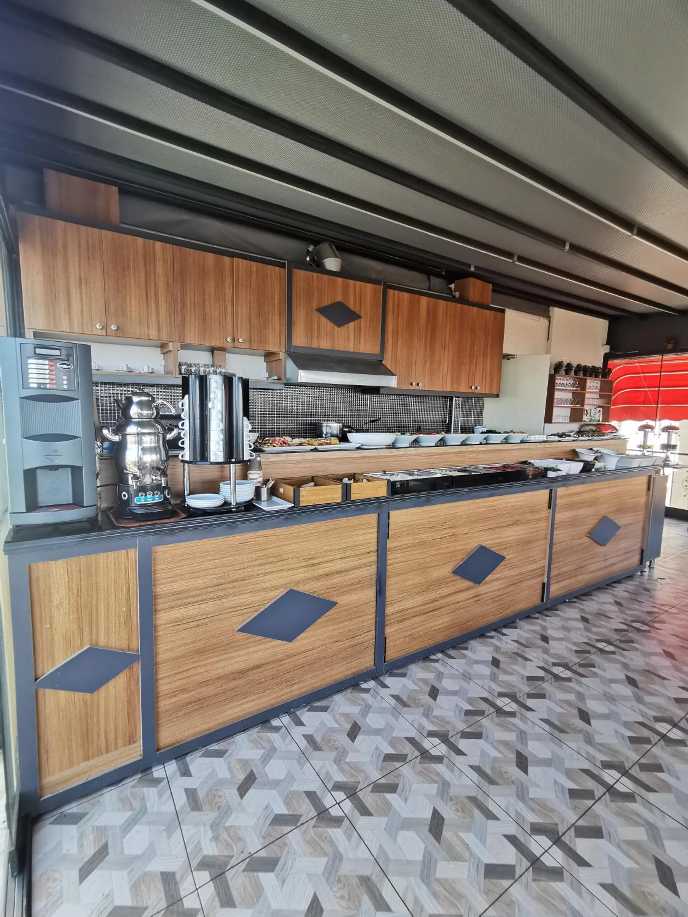 Coffee/tea facilities in Apple Tree Hotel