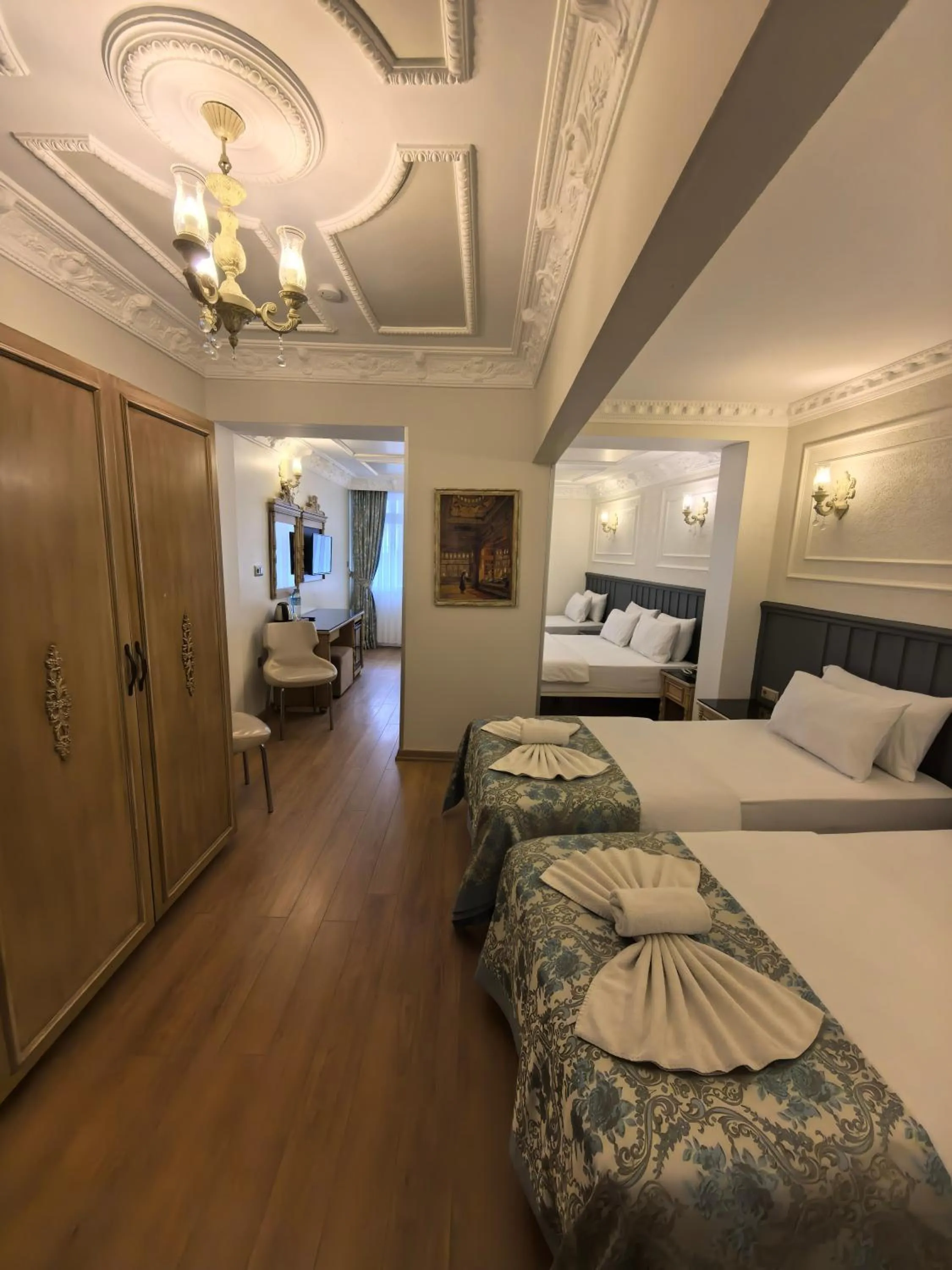 Bed in Apple Tree Hotel