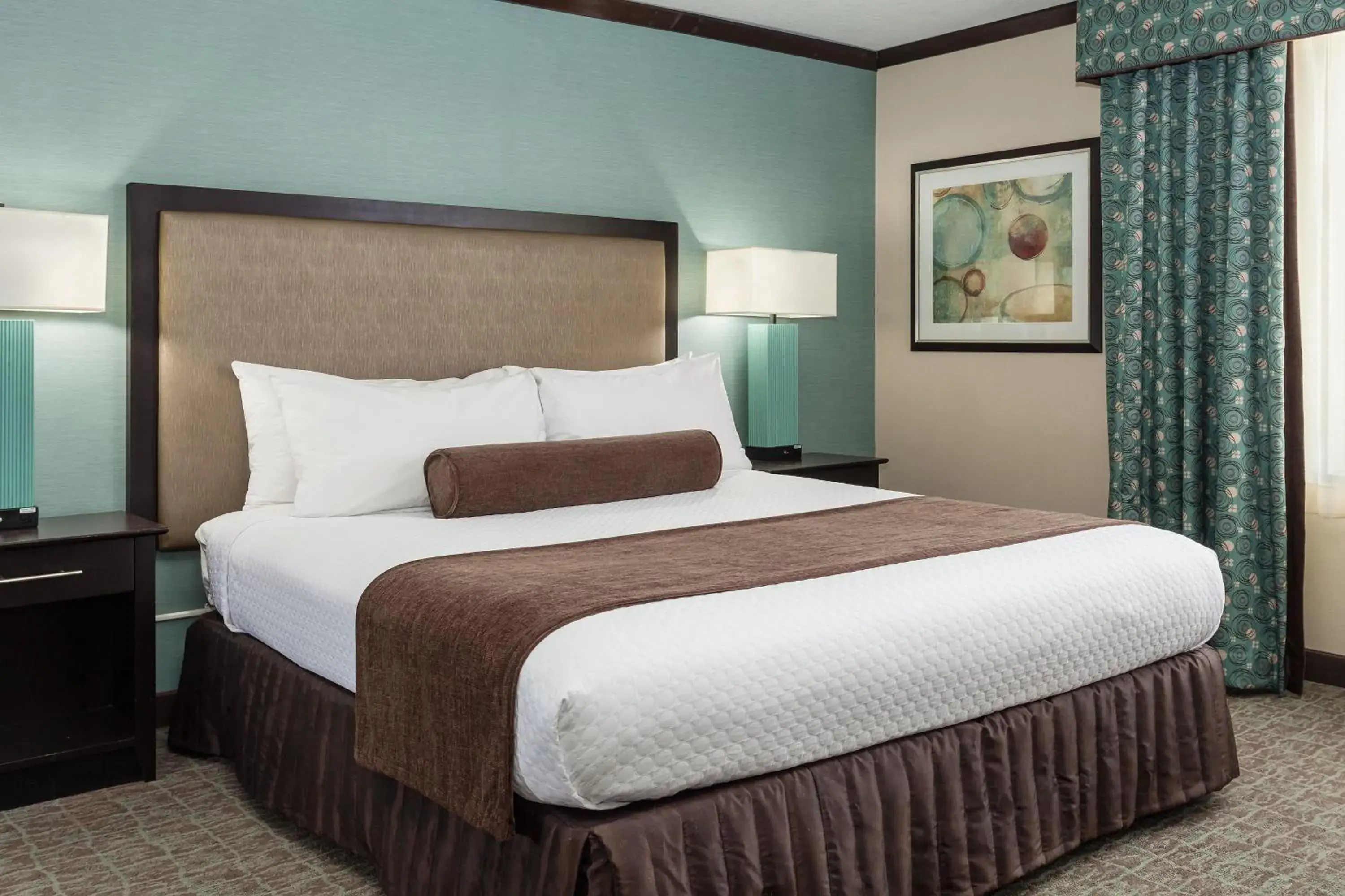 Standard Room in Crowne Plaza Anchorage-Midtown by IHG Standard Room in Crowne Plaza Anchorage-Midtown by IHG