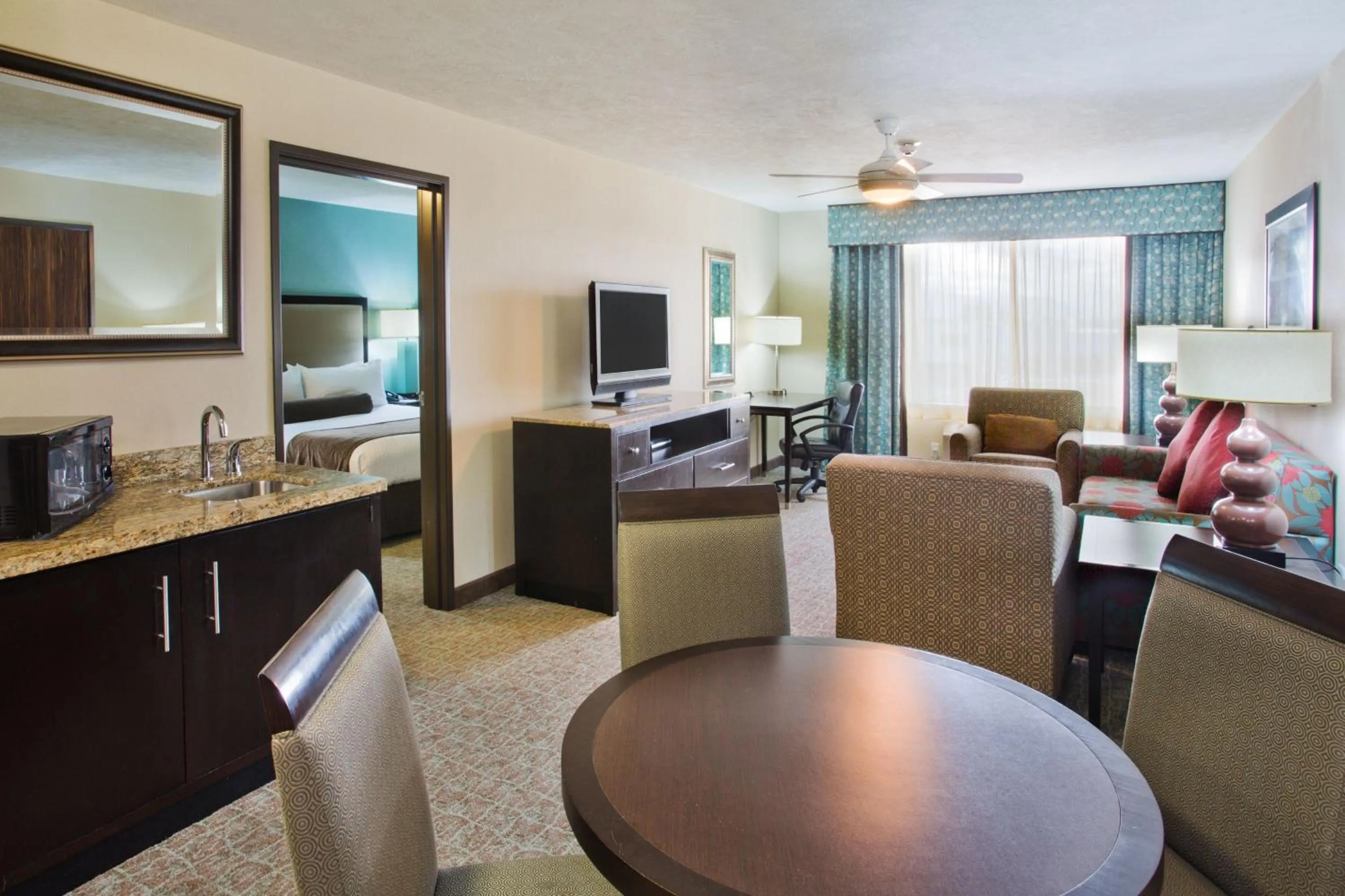 Photo of the whole room in Crowne Plaza Anchorage-Midtown by IHG