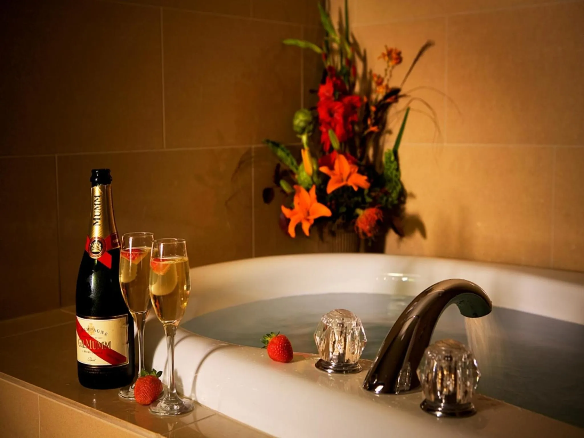 Decorative detail in Crowne Plaza Anchorage-Midtown by IHG