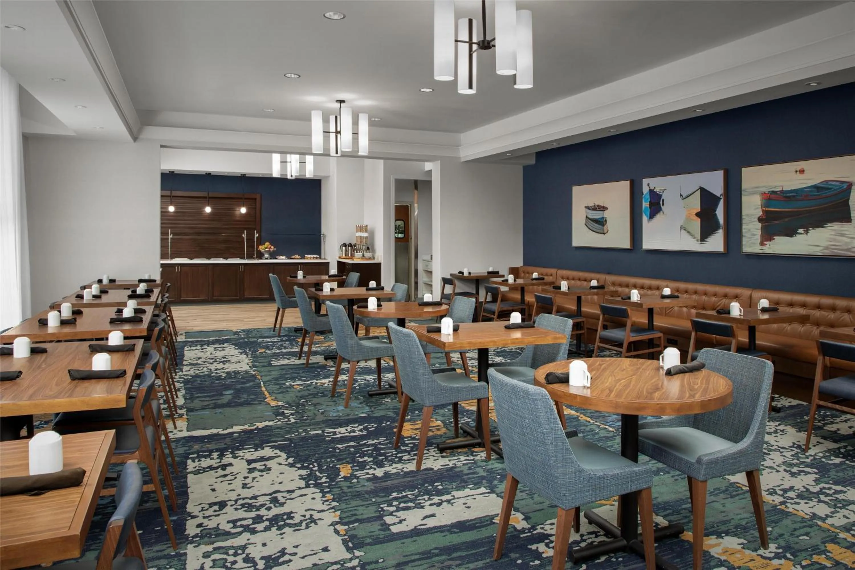 Breakfast in Hilton Garden Inn Portsmouth Downtown