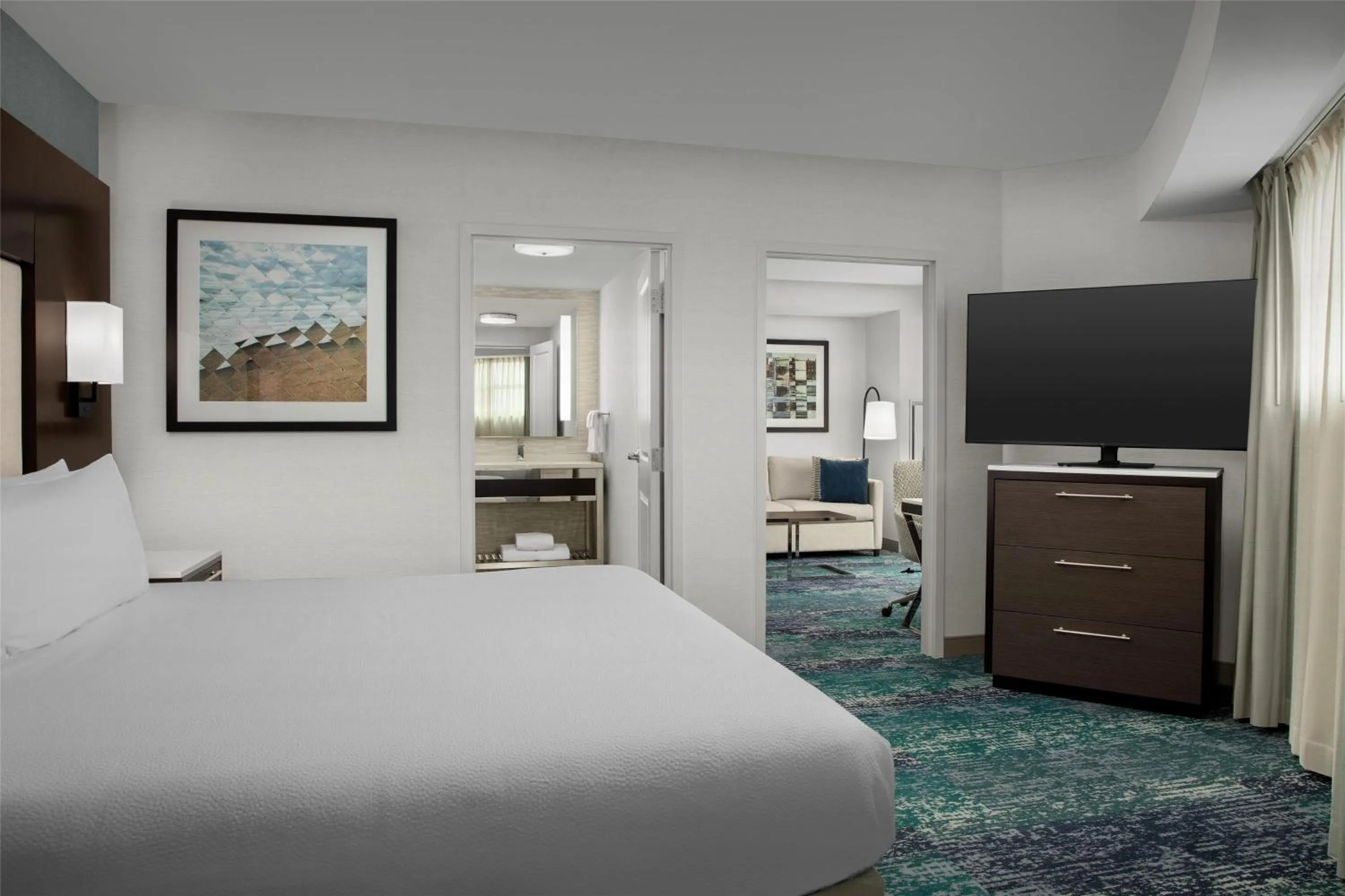 Bed in Hilton Garden Inn Portsmouth Downtown