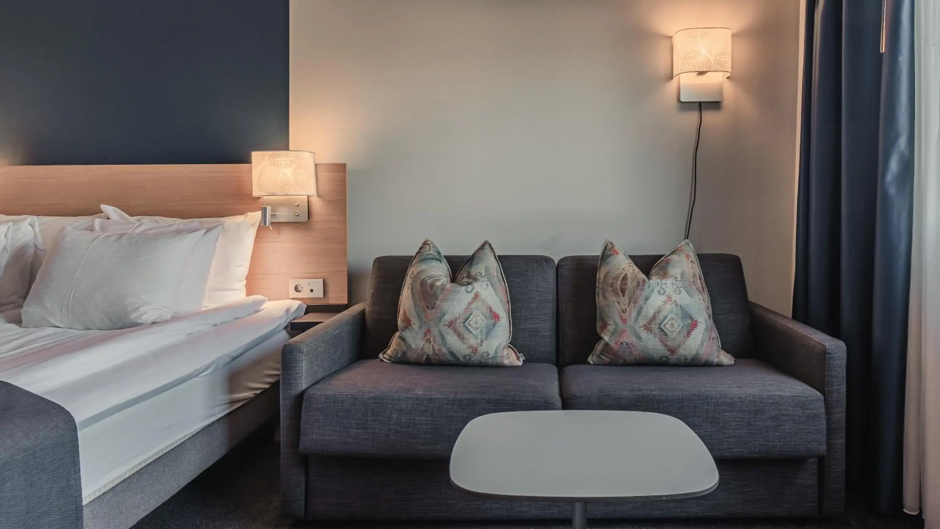 Superior Double Room in Quality Hotel Waterfront Superior Double Room in Quality Hotel Waterfront