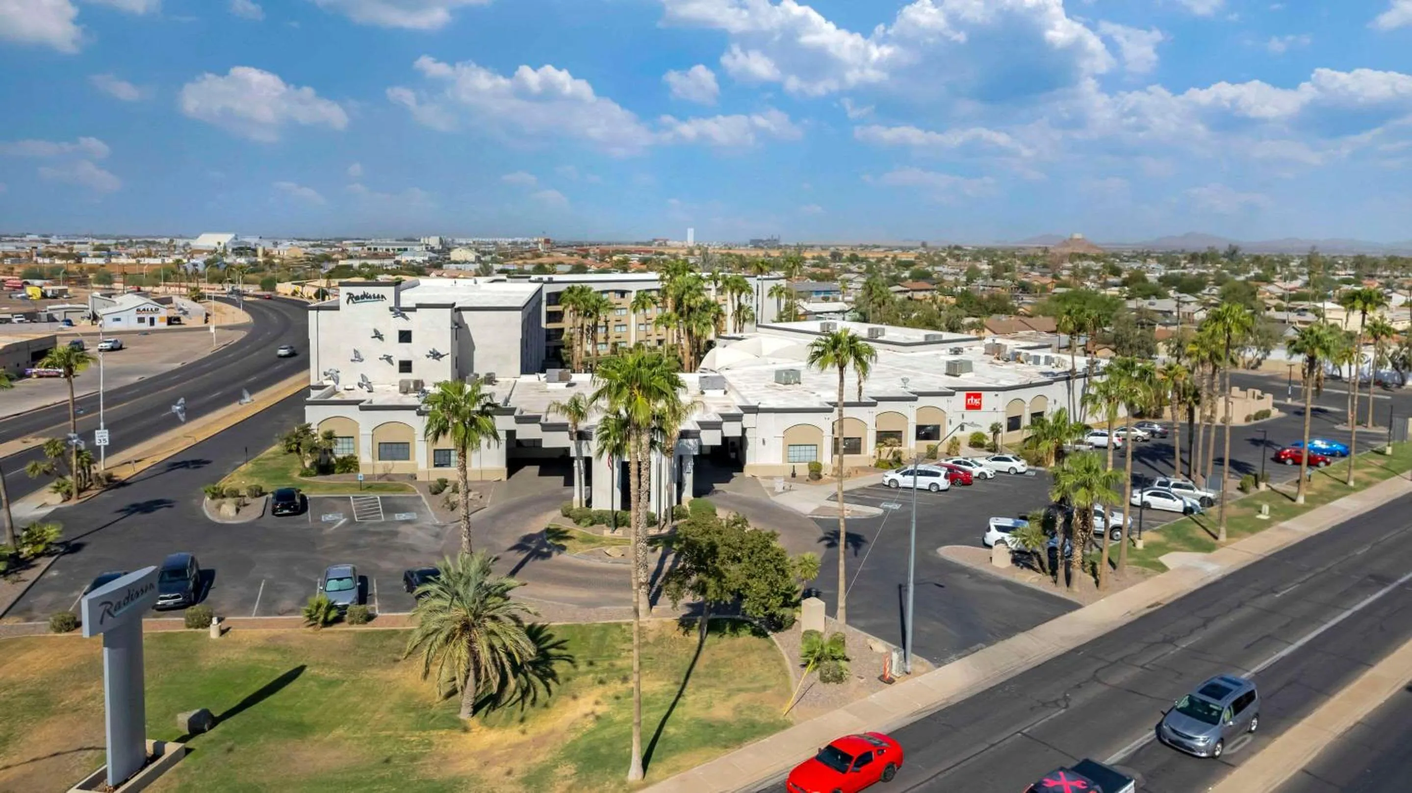 Property building in Radisson Hotel Casa Grande