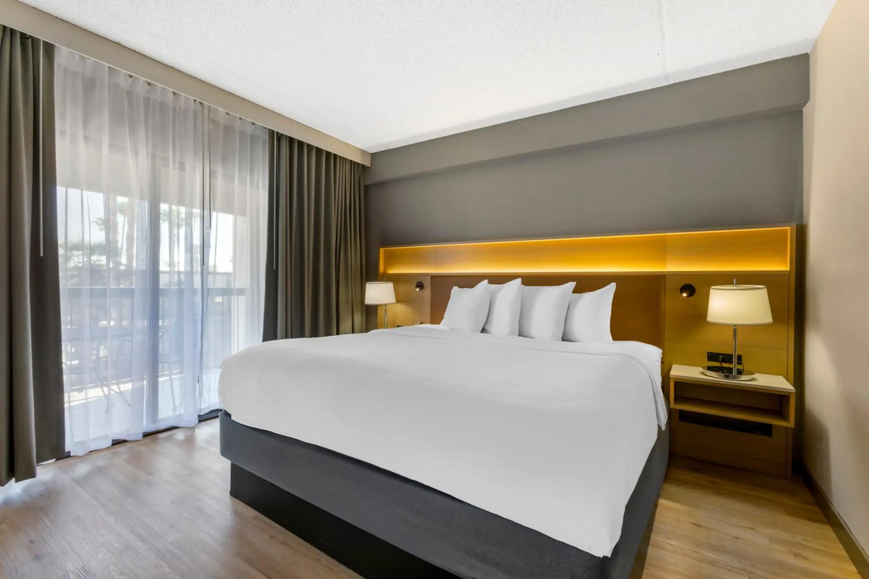 King Studio Suite - Non Smoking in Radisson Hotel Casa Grande King Studio Suite - Non Smoking in Radisson Hotel Casa Grande