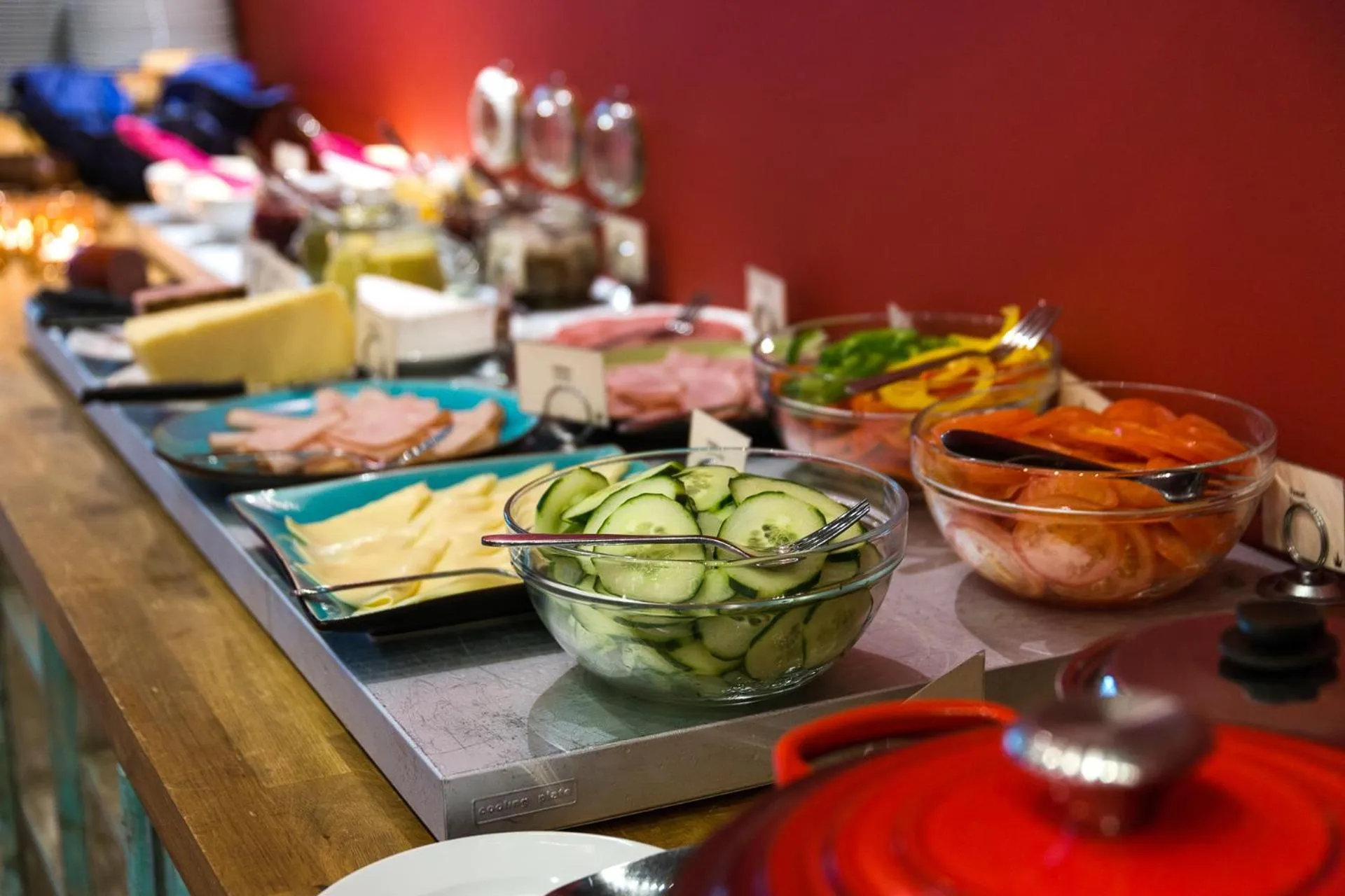 Buffet breakfast in Hellstens Glashus