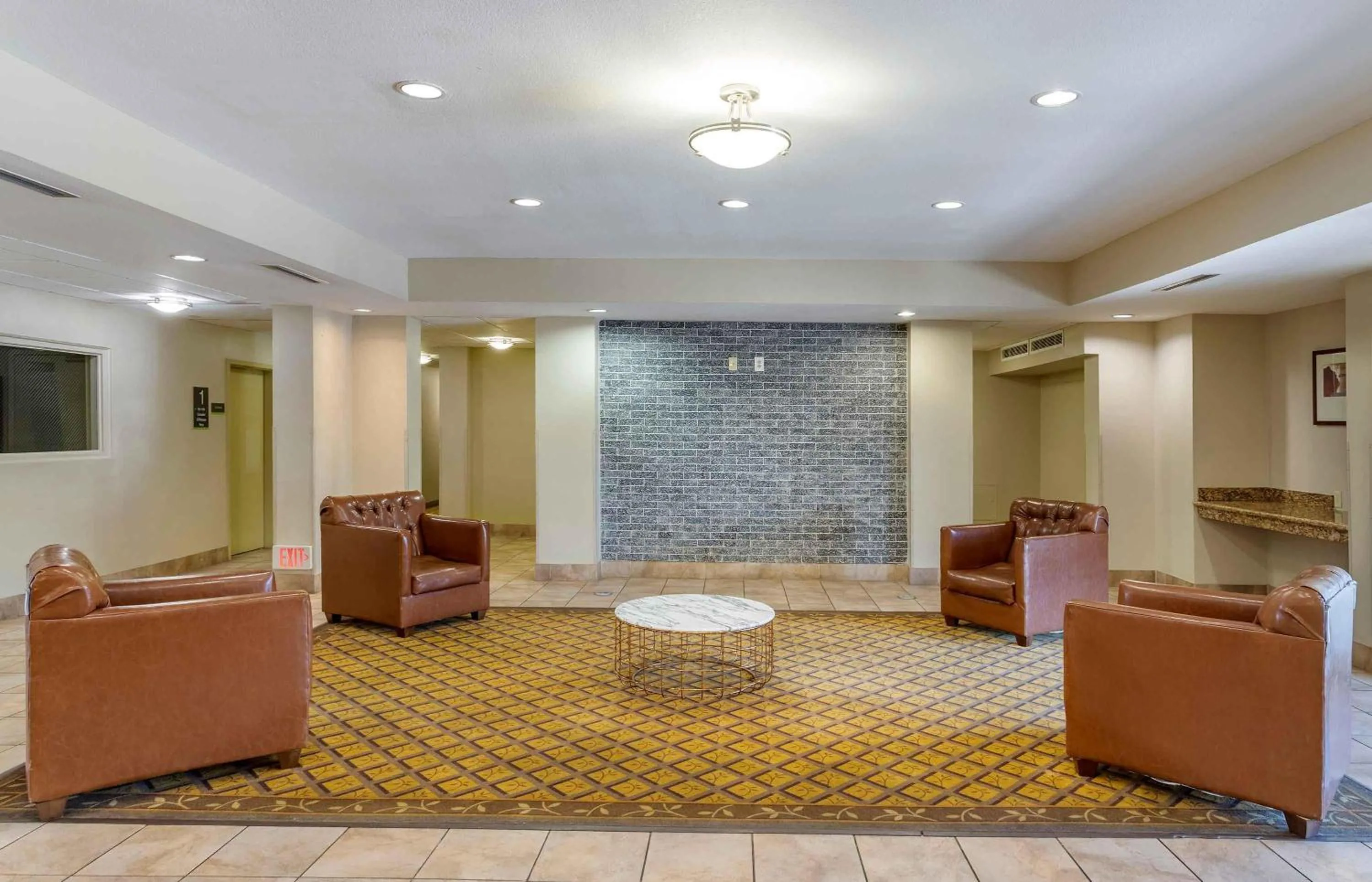 Lobby or reception in Extended Stay America Suites - Houston - IAH Airport